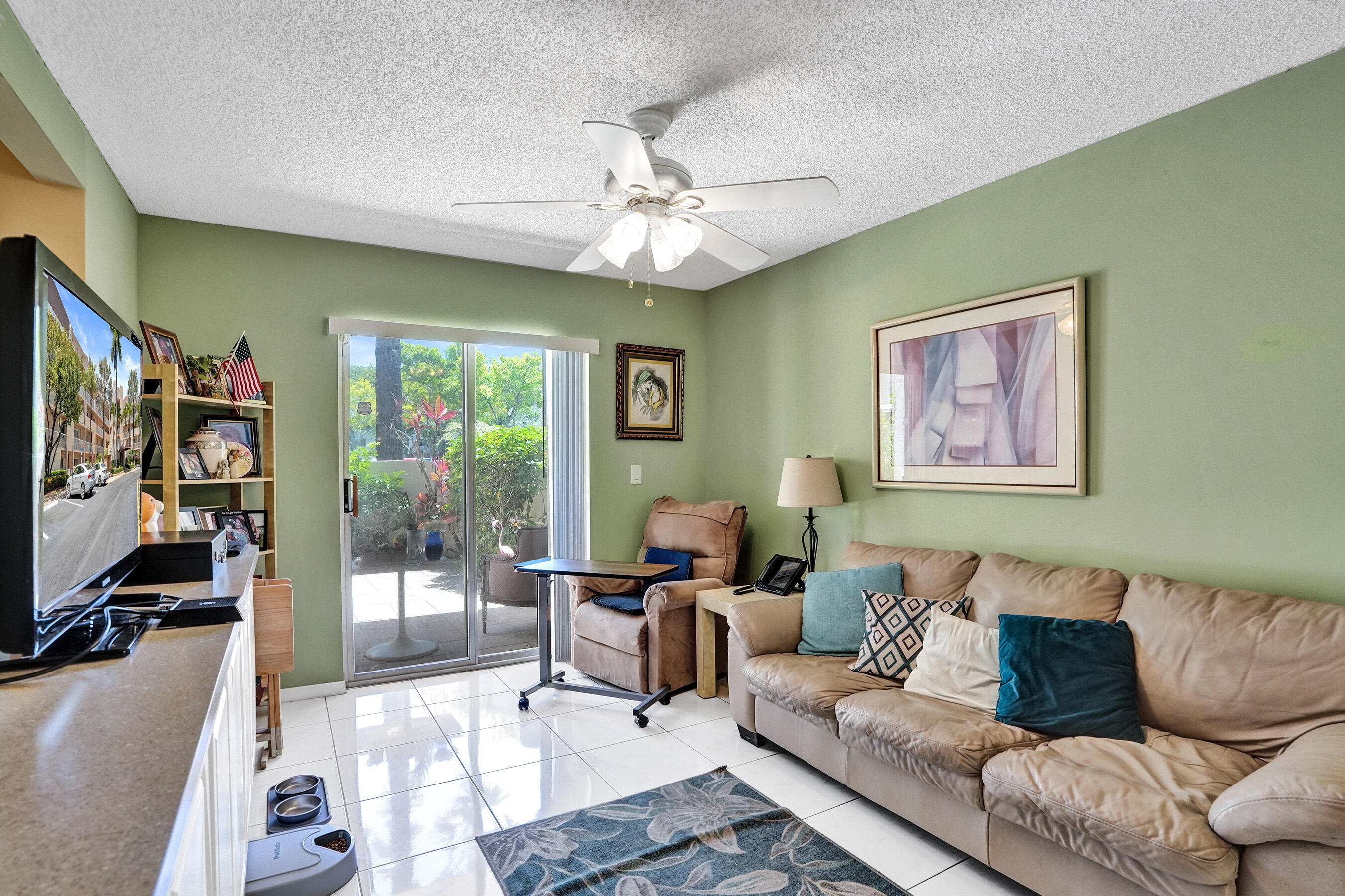 GRANVILLE CONDOMINIUM - Residential