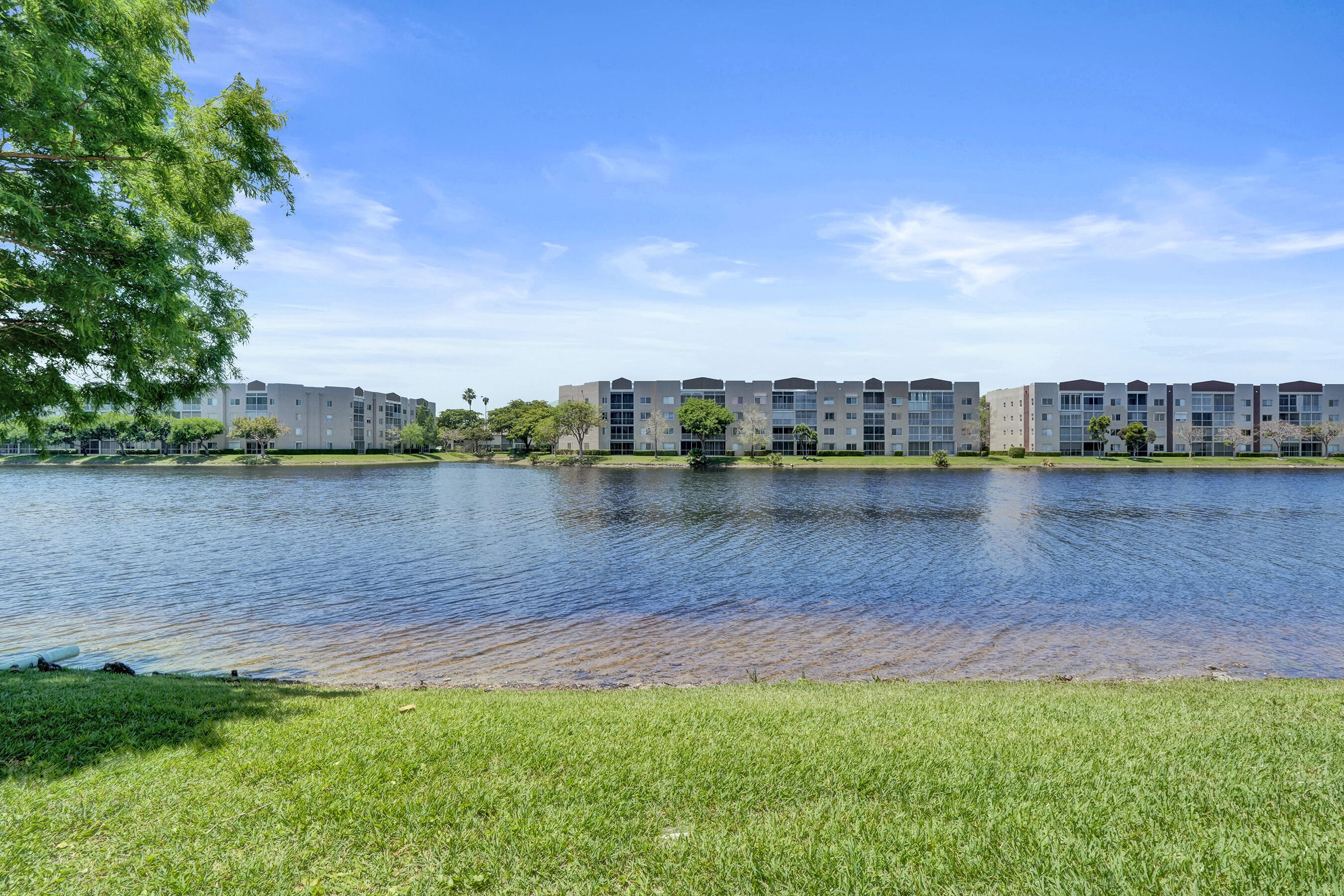 GRANVILLE CONDOMINIUM - Residential