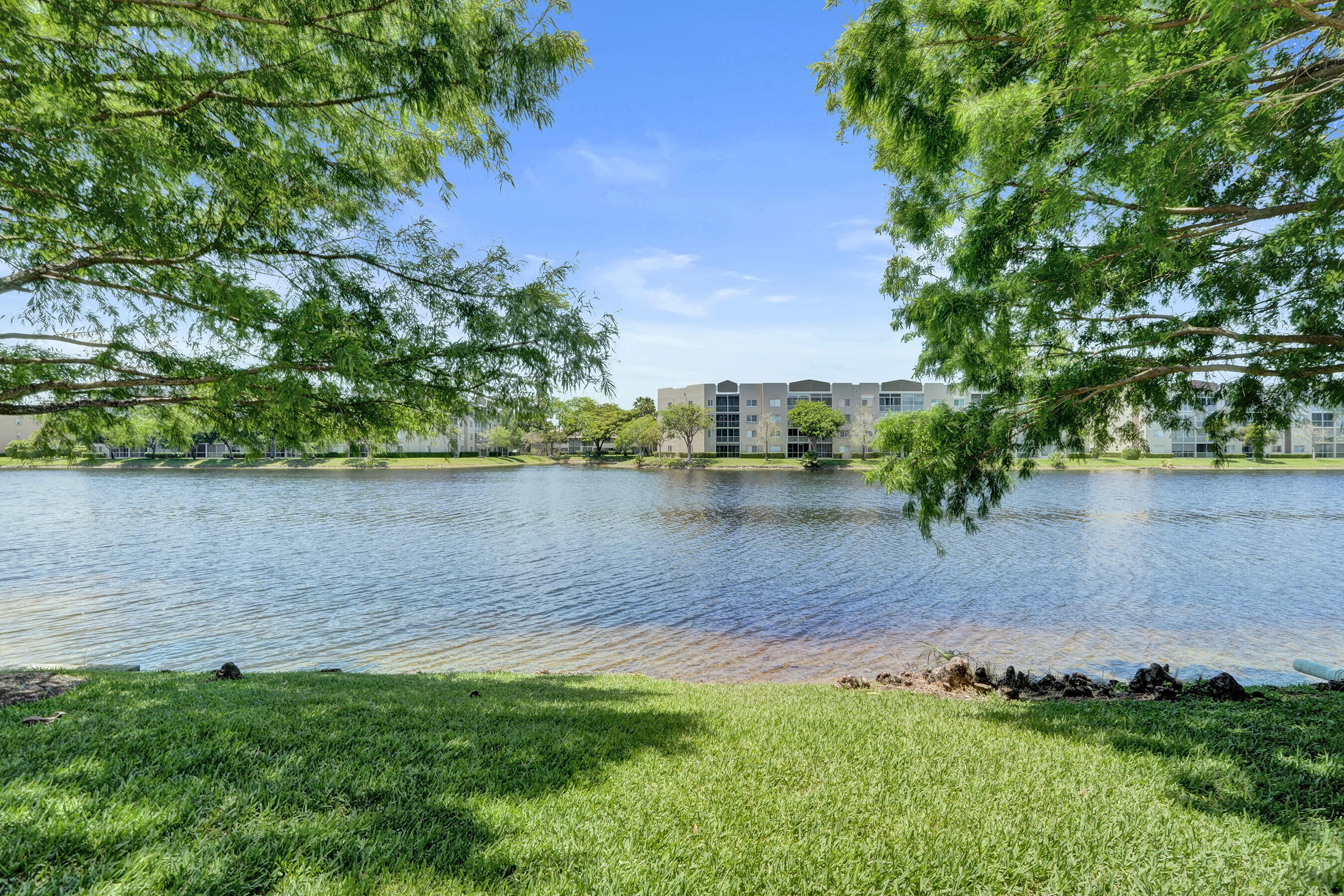 GRANVILLE CONDOMINIUM - Residential