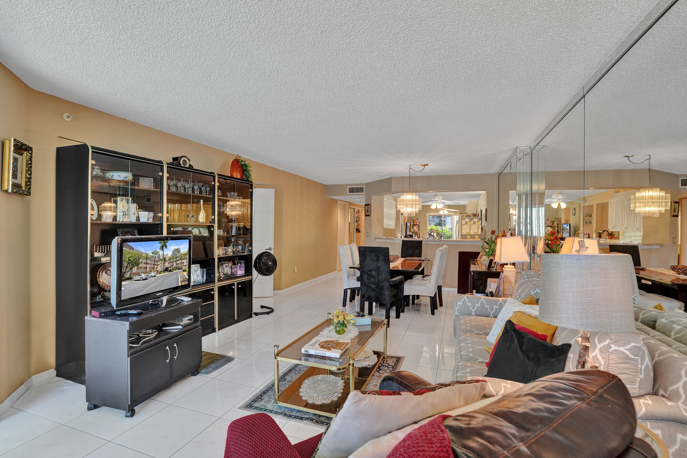 GRANVILLE CONDOMINIUM - Residential