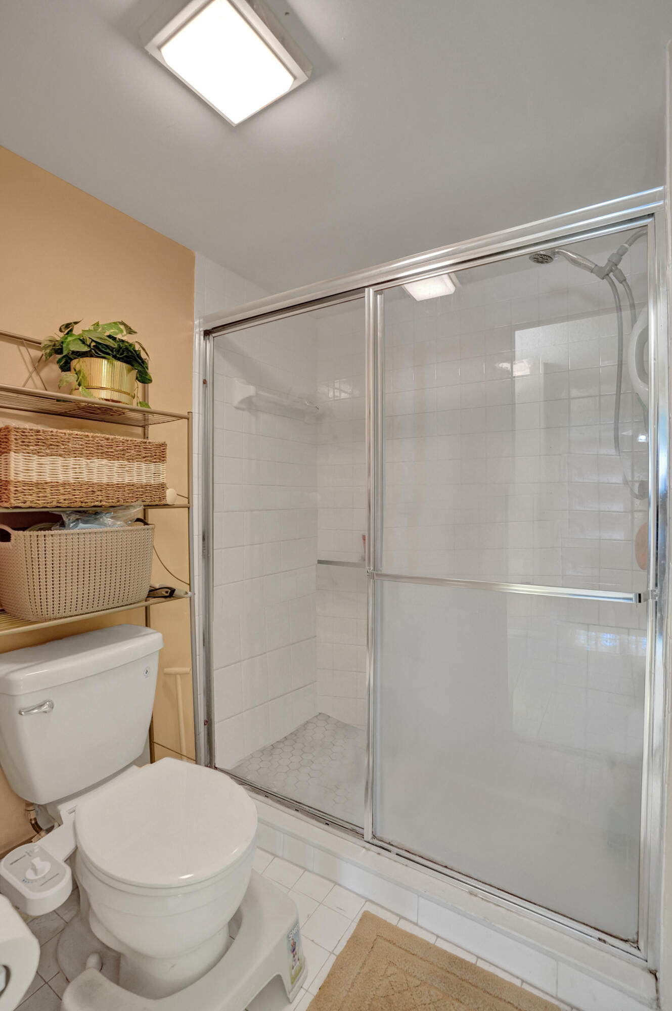 GRANVILLE CONDOMINIUM - Residential
