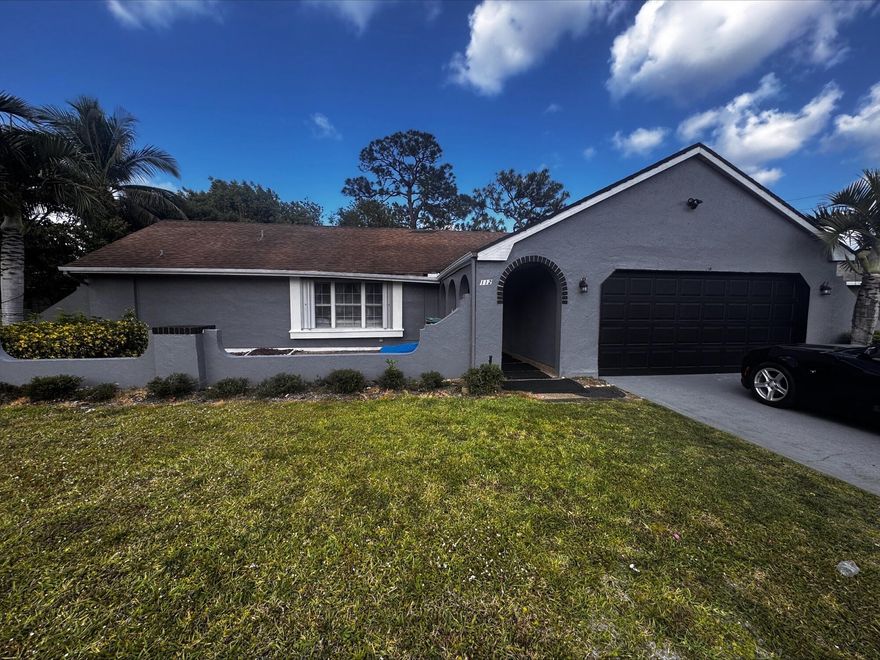 House in move in conditions, new tile throughout unit, huge backyard to enjoy, future pool, etc.  Located close to FL Turnpike, close to restaurants, shopping plazas.  GREAT STARTER HOME FOR FIRST TIME BUYERS.