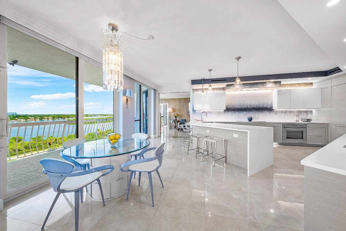 2100 COND AT SLOANS CURVE - Residential