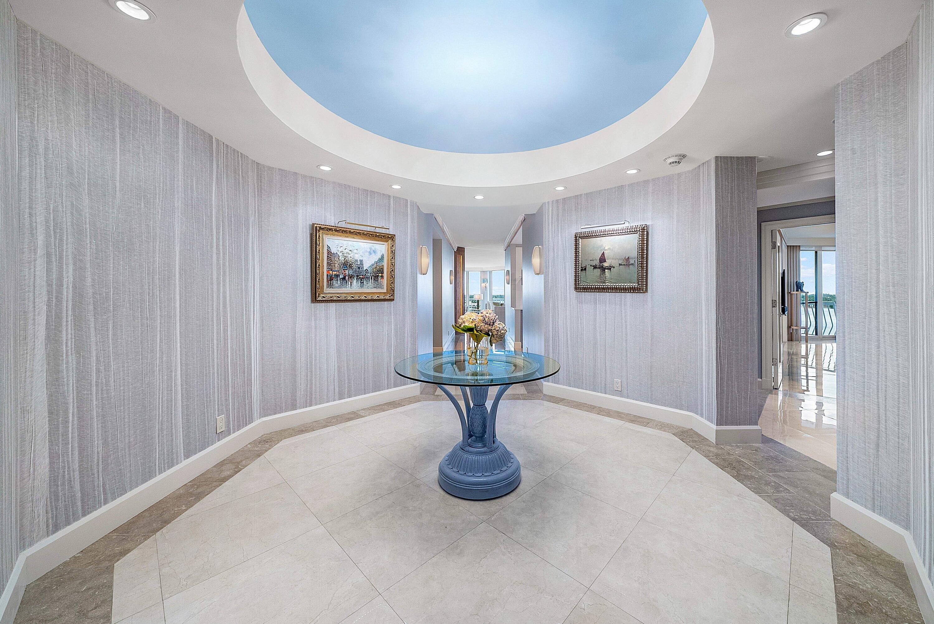 2100 COND AT SLOANS CURVE - Residential