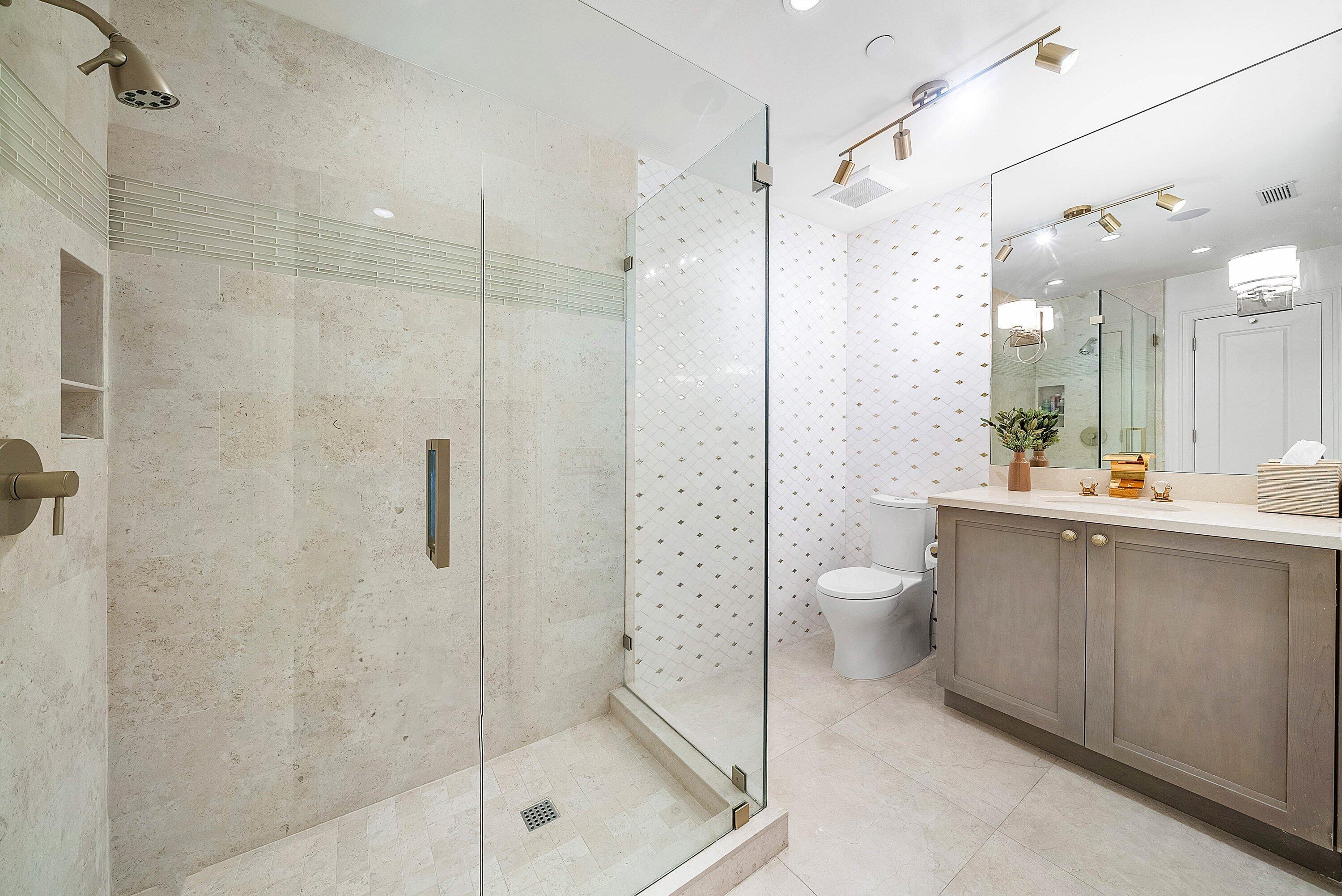 2100 COND AT SLOANS CURVE - Residential