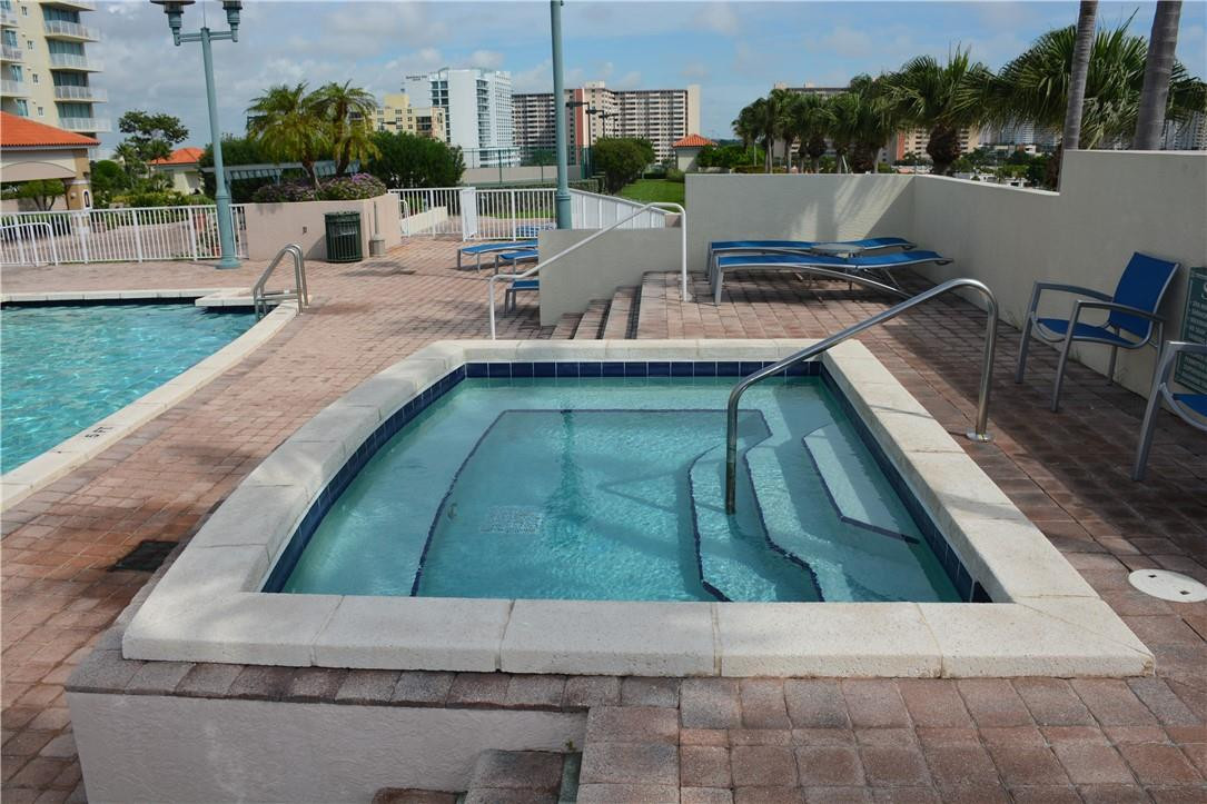 Tides at Bridgeside - Residential