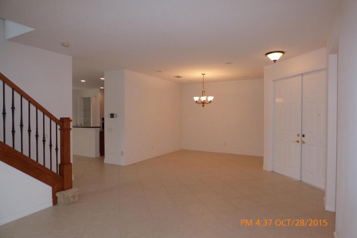 CANYON ISLES 1 - Residential Lease