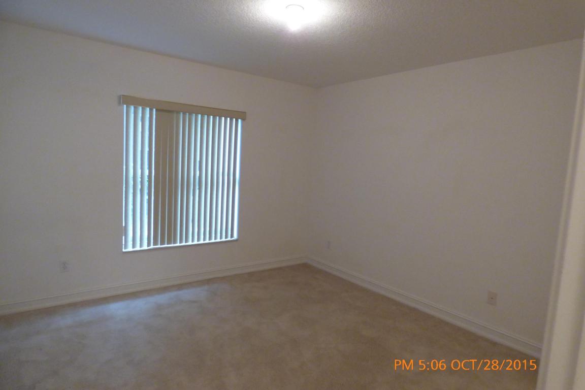 CANYON ISLES 1 - Residential Lease