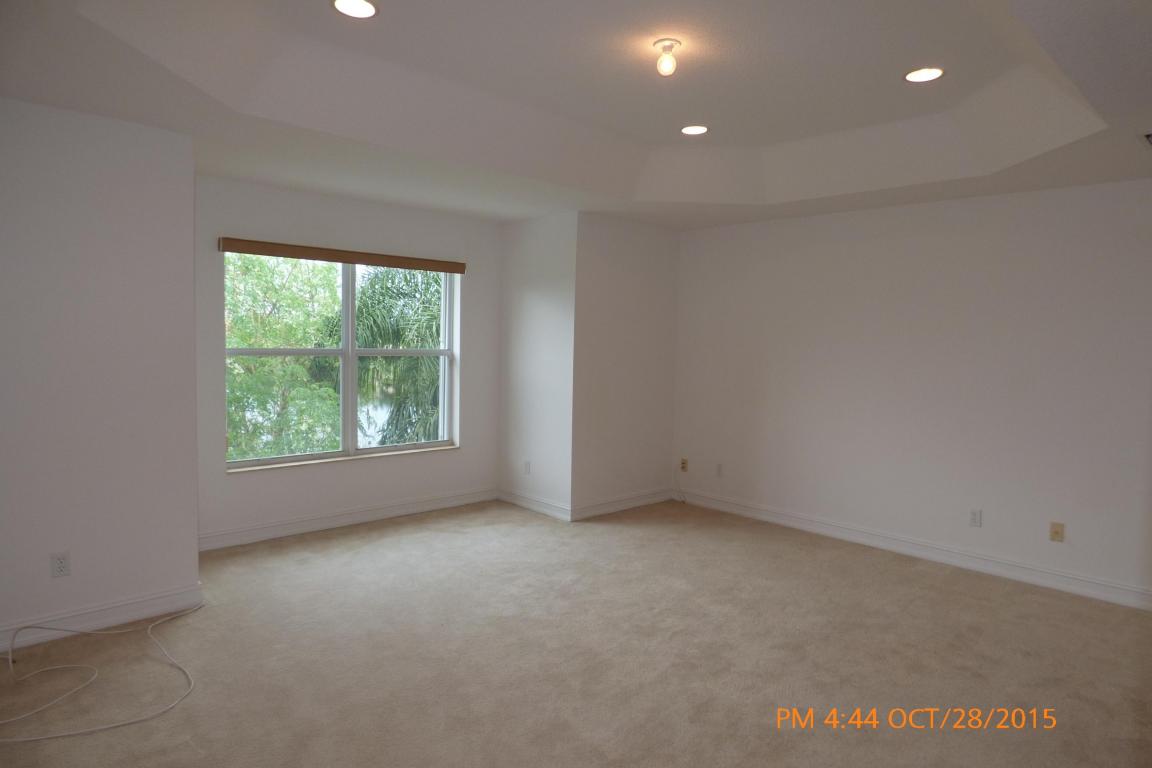 CANYON ISLES 1 - Residential Lease