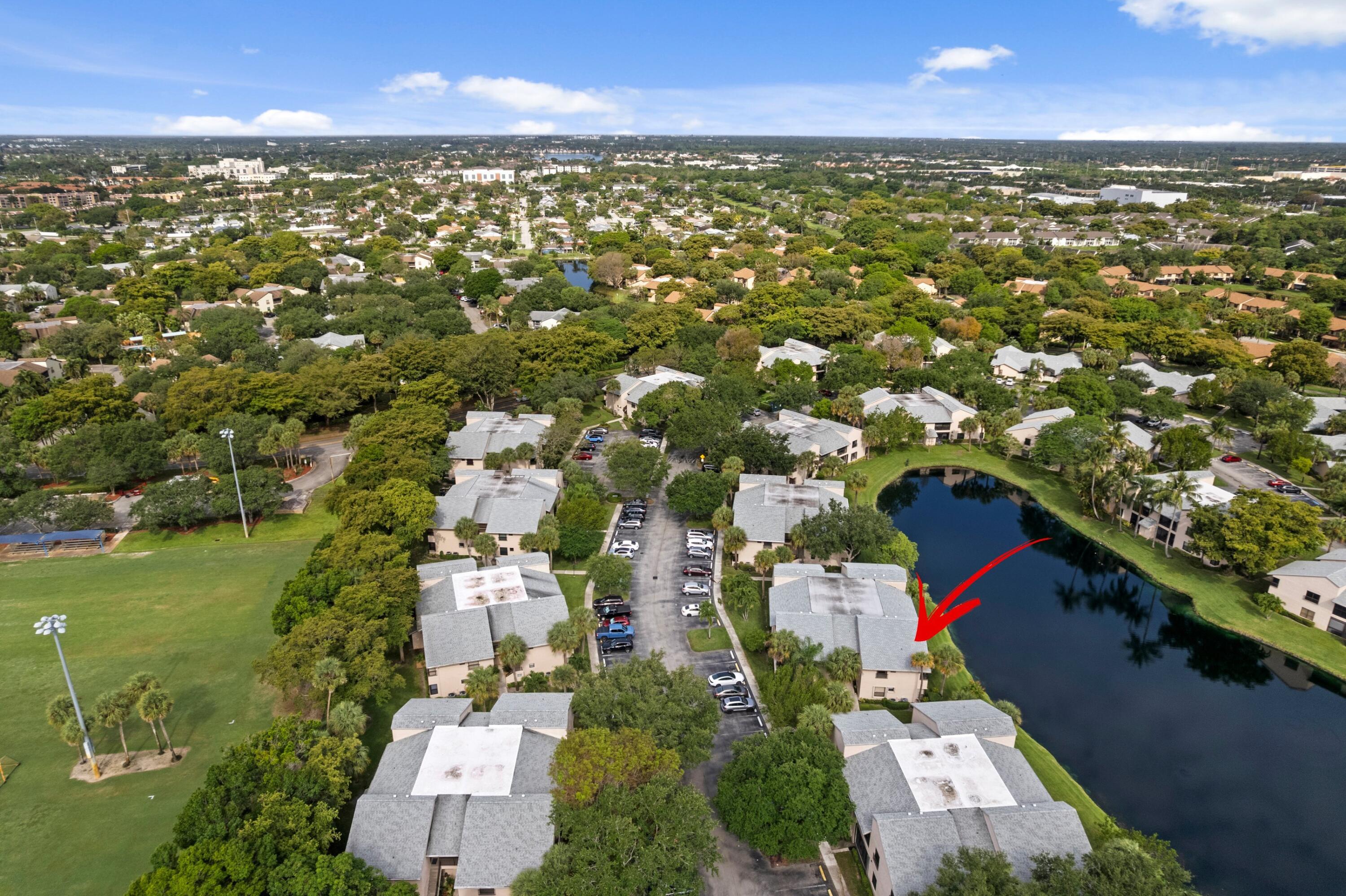 KARANDA VILLAGE V-B CONDO - Residential