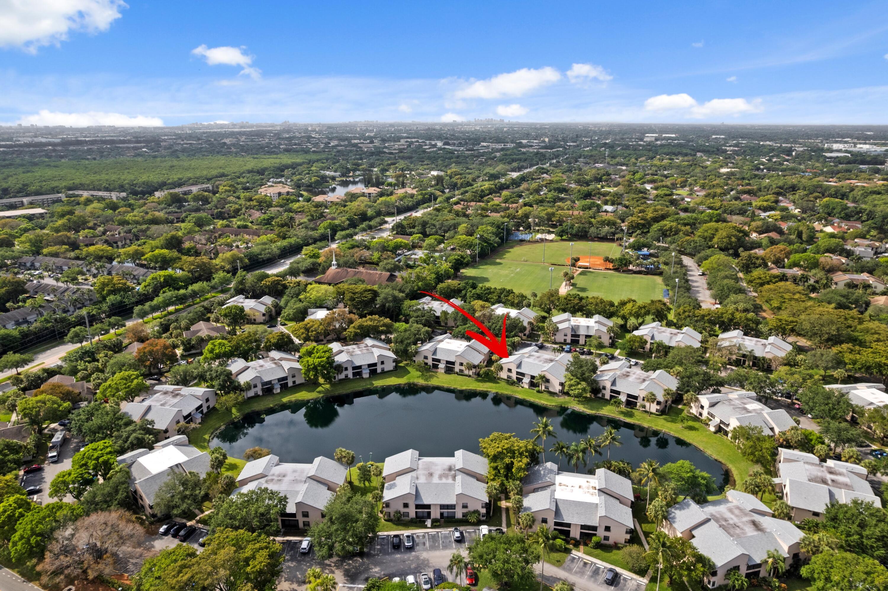 KARANDA VILLAGE V-B CONDO - Residential