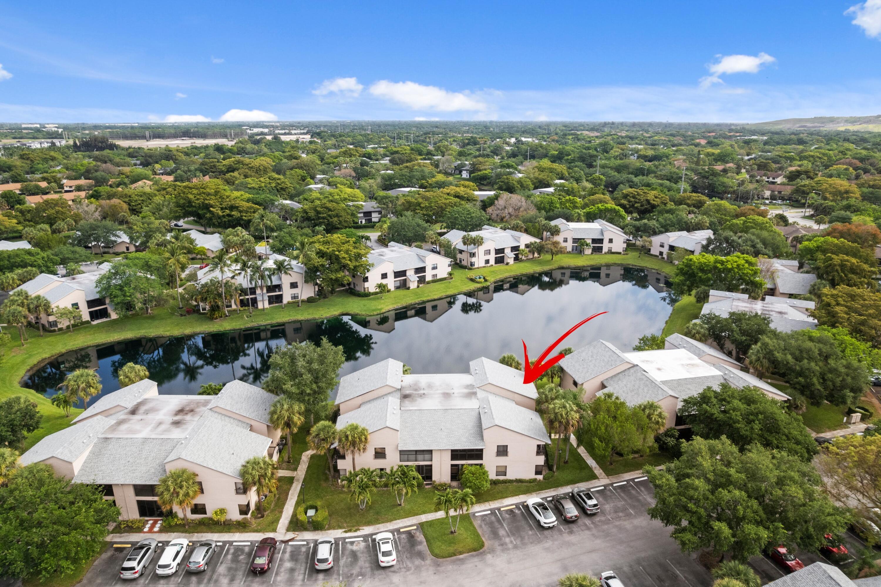 KARANDA VILLAGE V-B CONDO - Residential