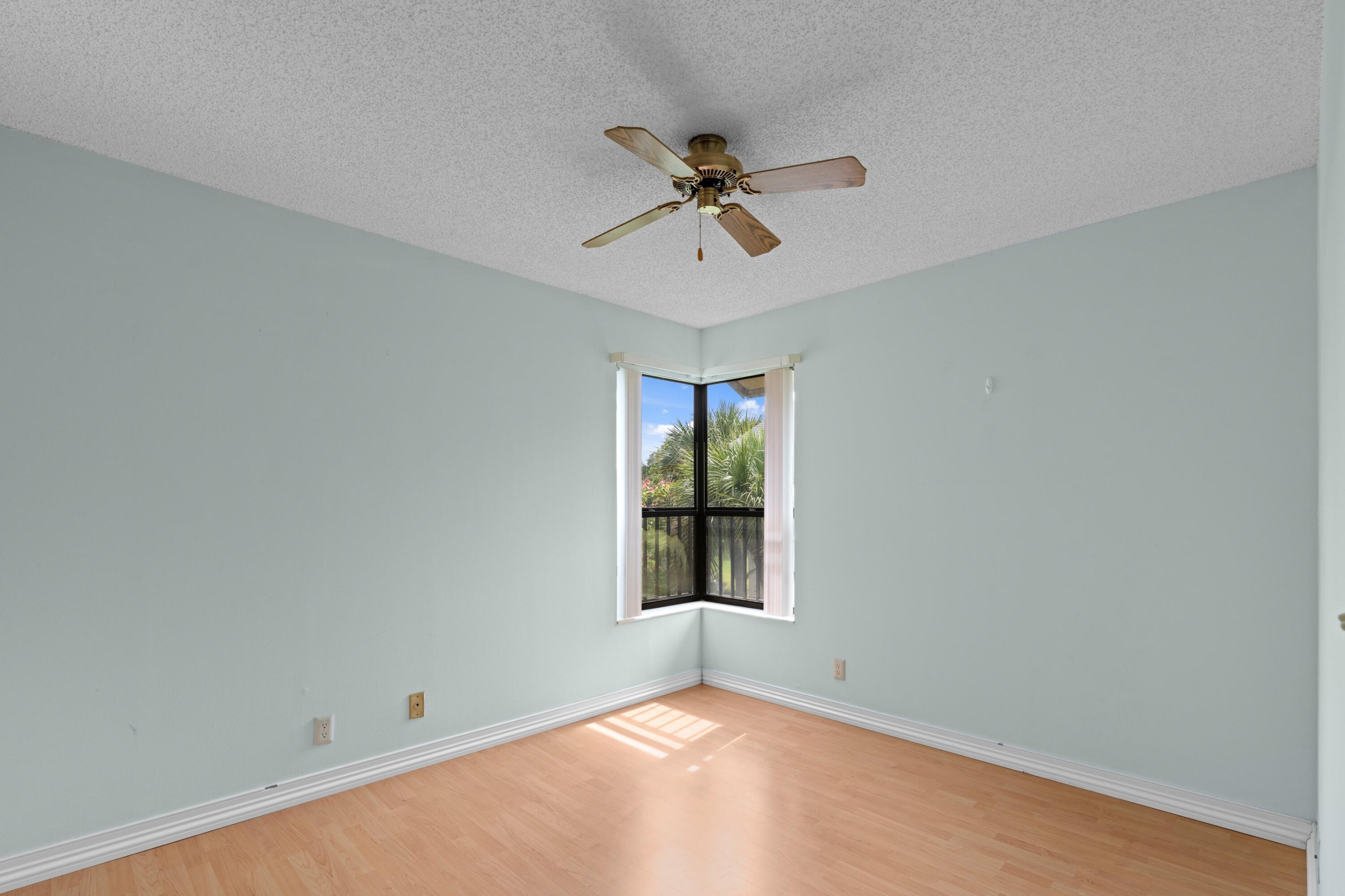 KARANDA VILLAGE V-B CONDO - Residential