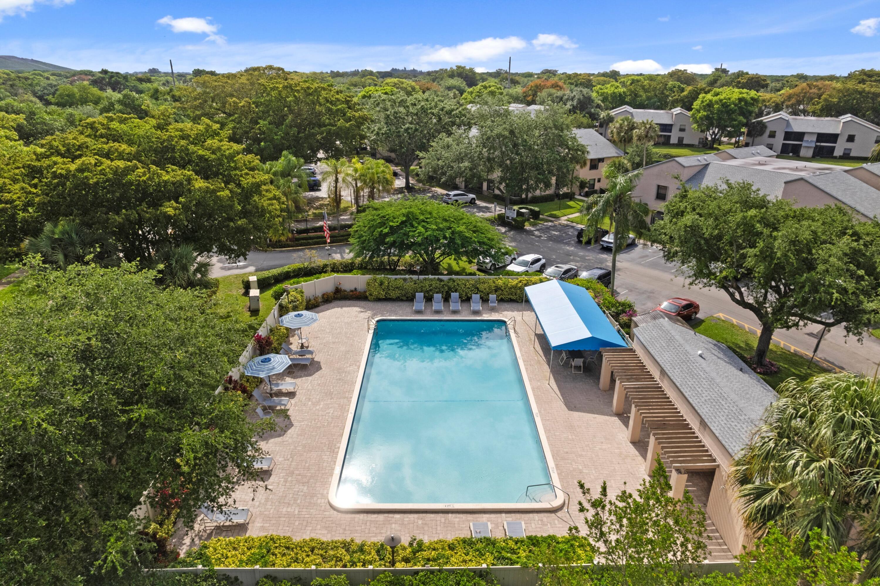KARANDA VILLAGE V-B CONDO - Residential