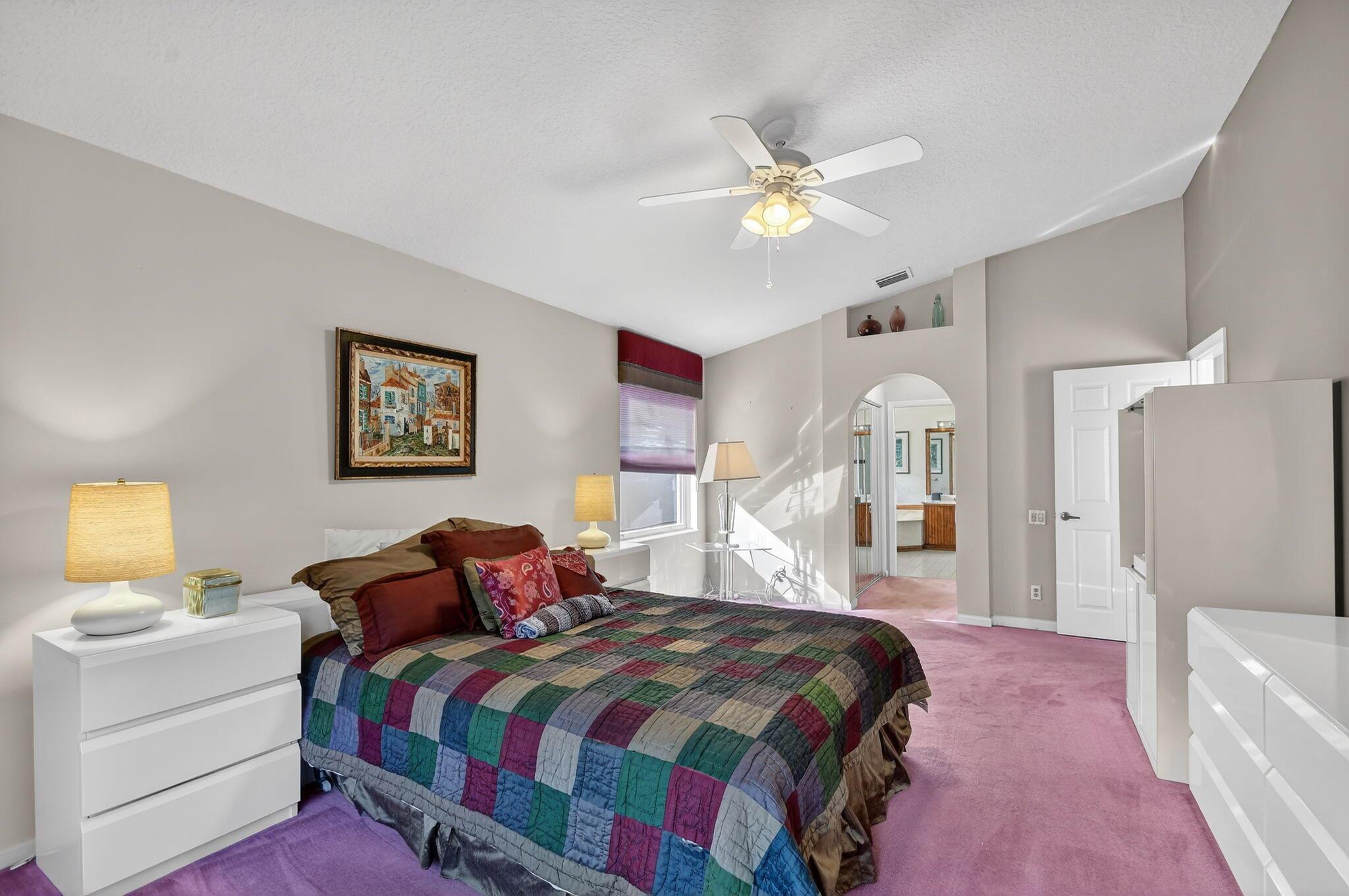 LAKERIDGE GREENS - Residential