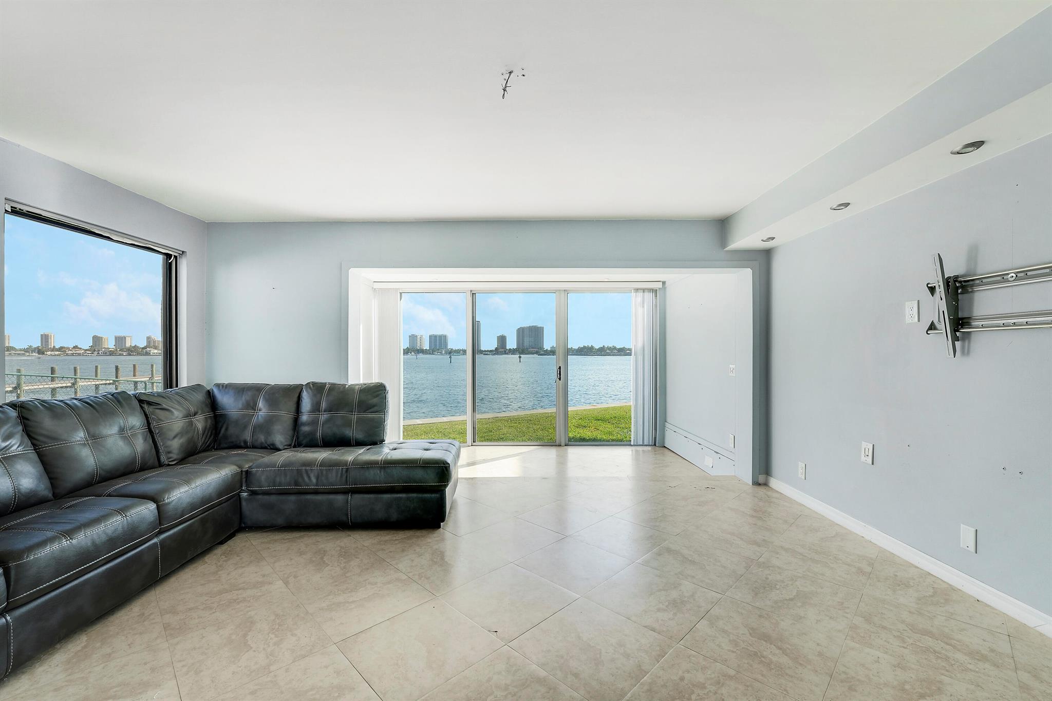 KEY HAVEN CONDO - Land