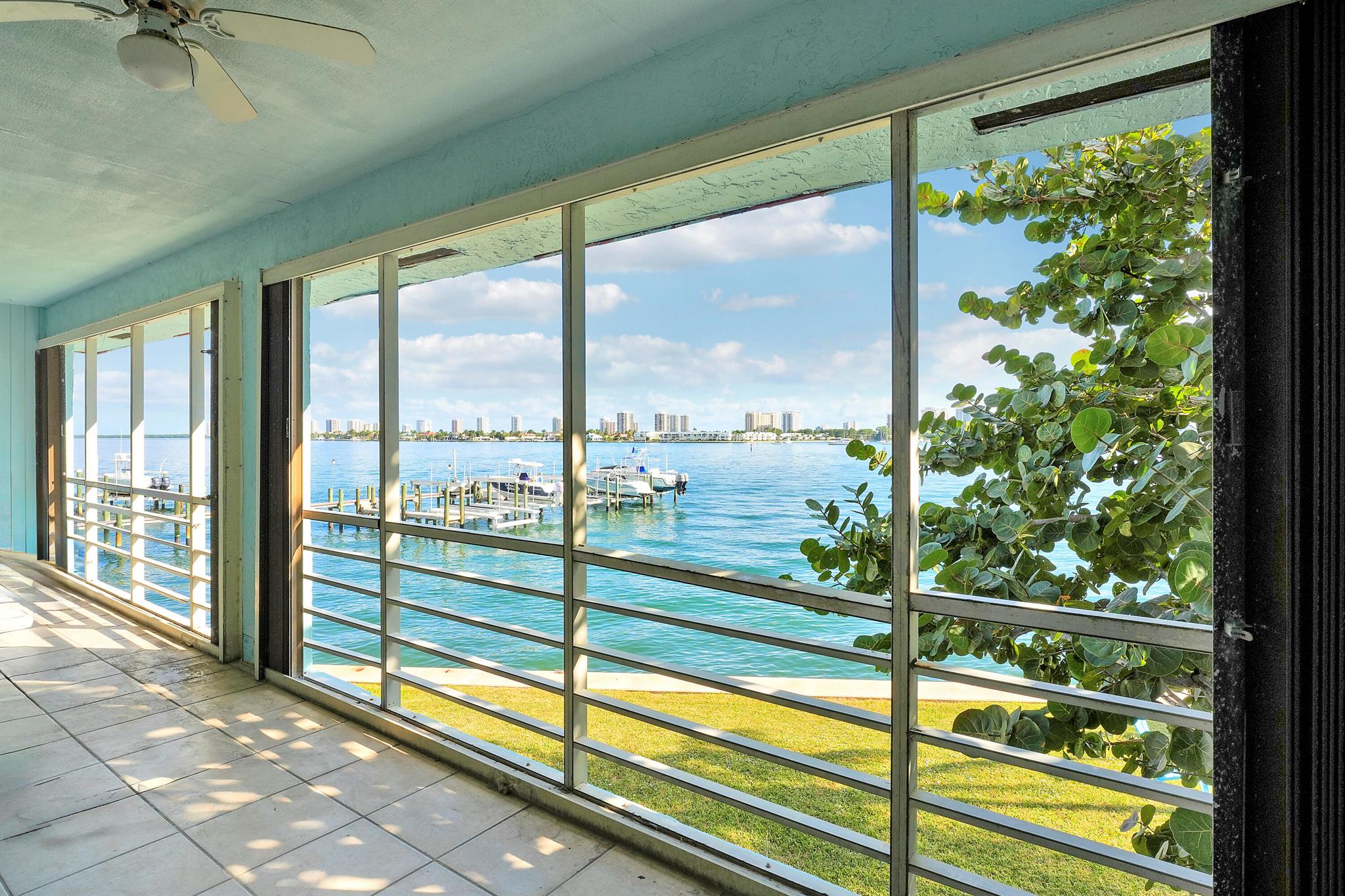 KEY HAVEN CONDO - Land