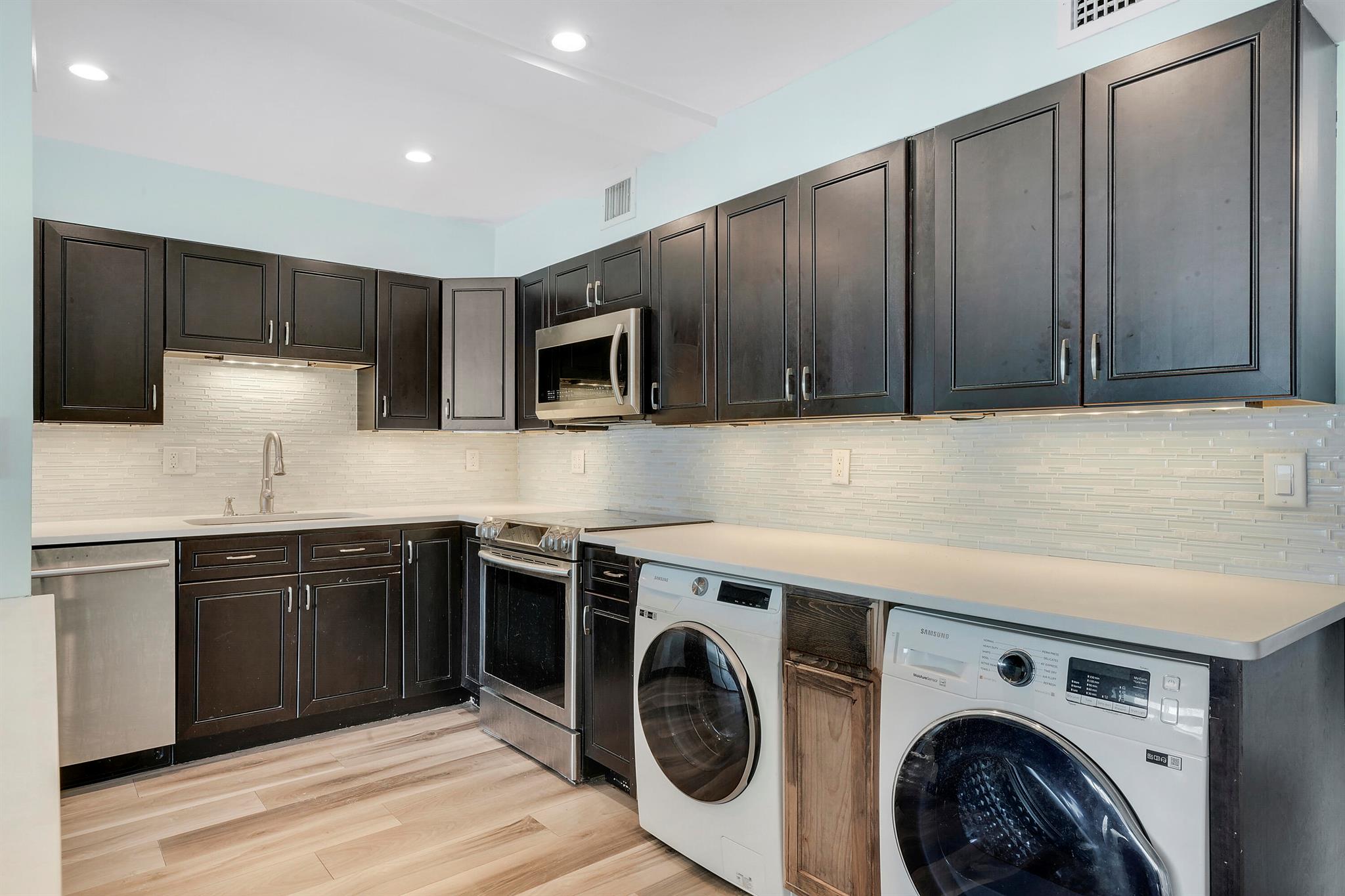 KEY HAVEN CONDO - Land