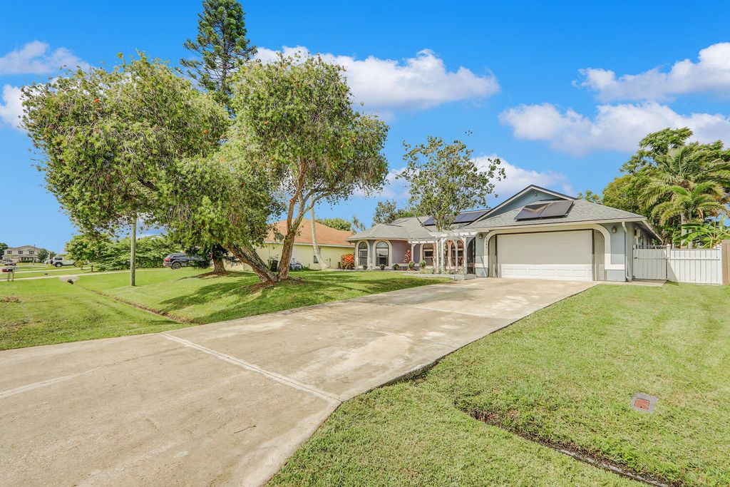 Photo of 1642 SW Realty Street, Port Saint Lucie, FL 34987 (MLS # R11018967)