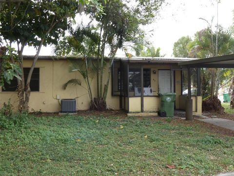 82 Tortuga Road Palm Springs FL 33461