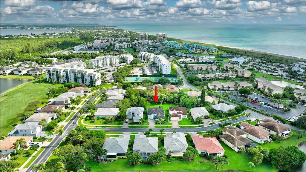 Photo of 56 Winghaven Lane, Fort Pierce, FL 34949 (MLS # R11105181)