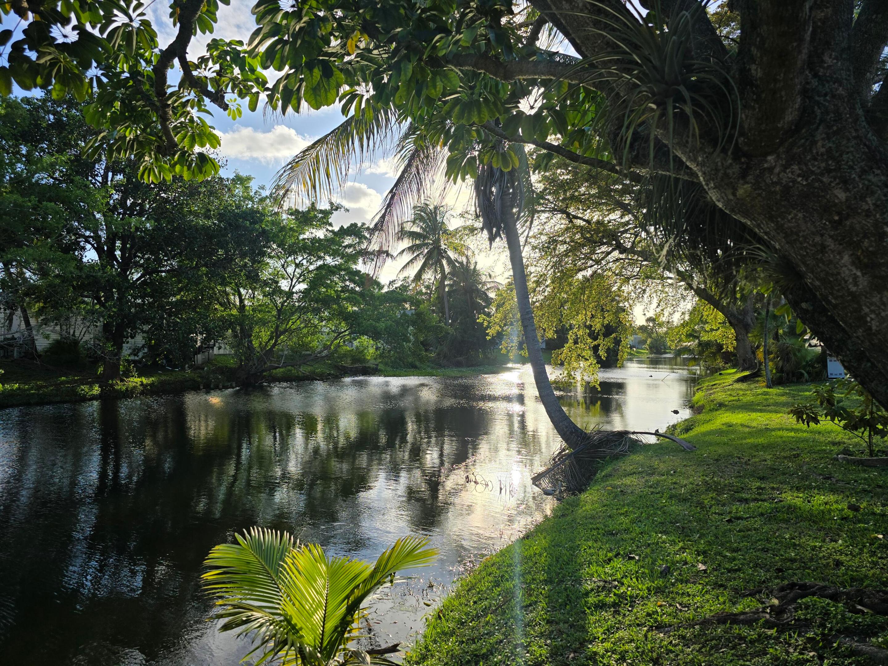 5208 SW 34th Street 0