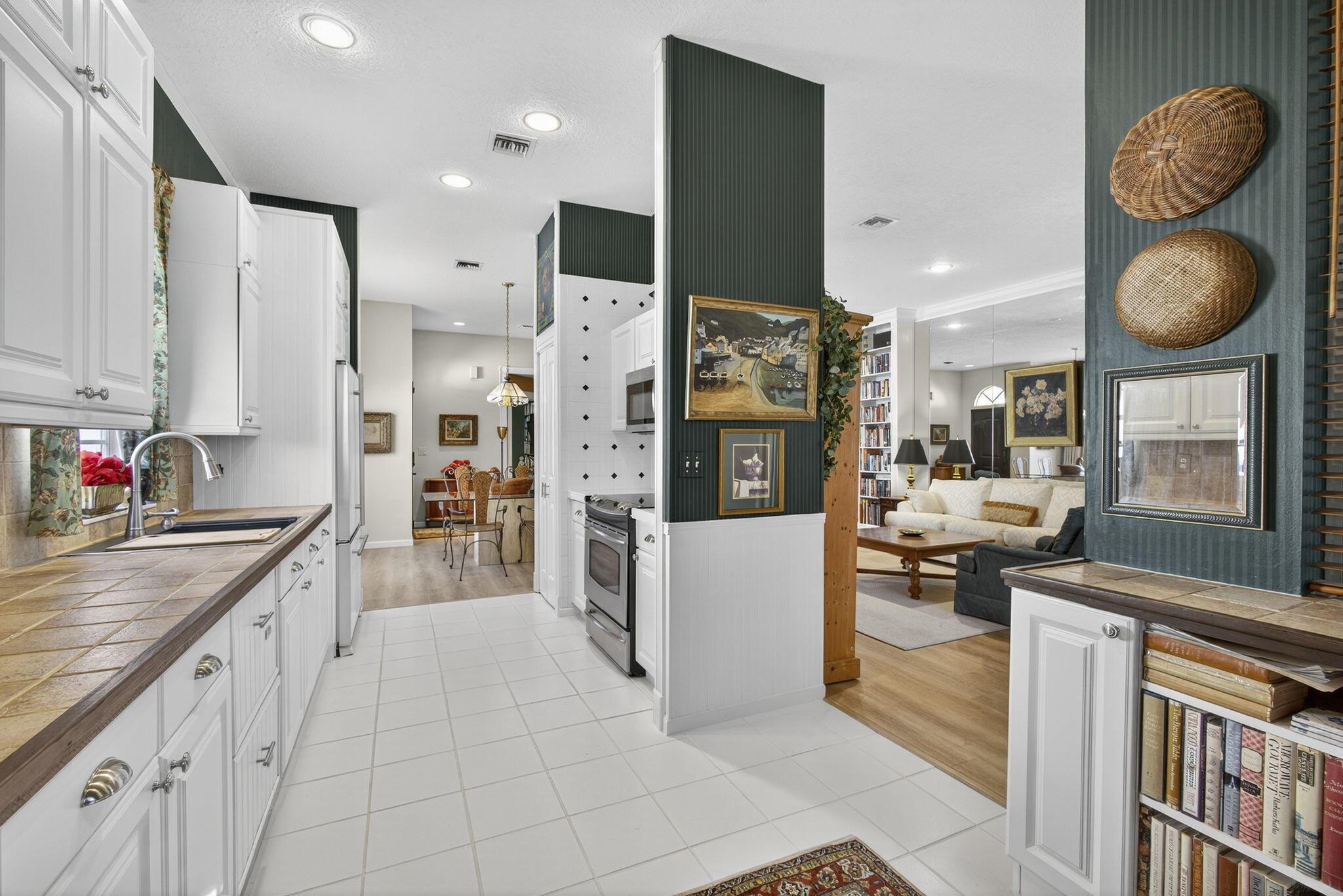 LAKEFIELD OF THE LANDINGS - Residential