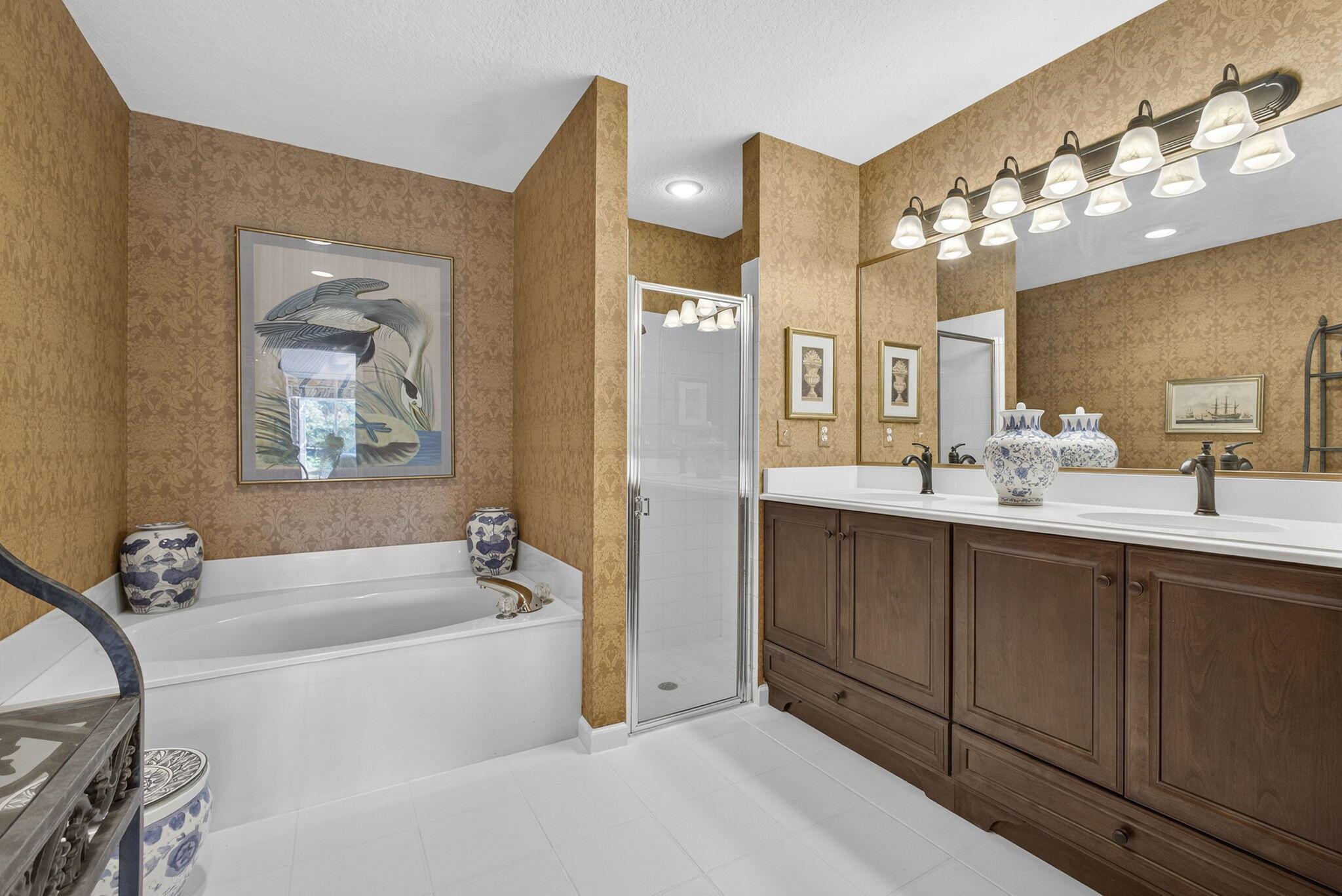 LAKEFIELD OF THE LANDINGS - Residential