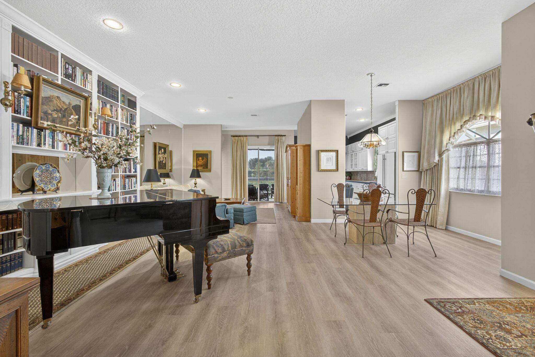 2596 Country Golf Drive