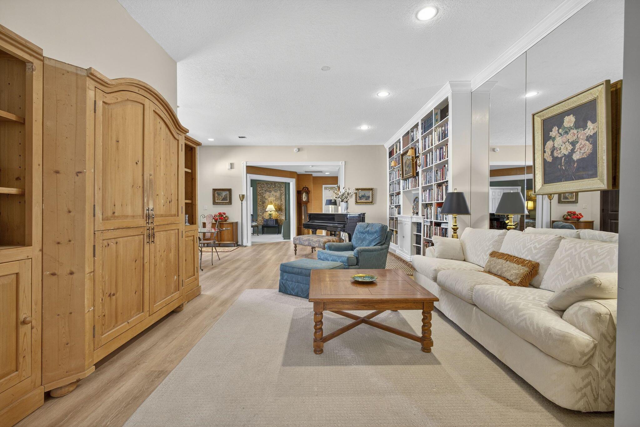 LAKEFIELD OF THE LANDINGS - Residential