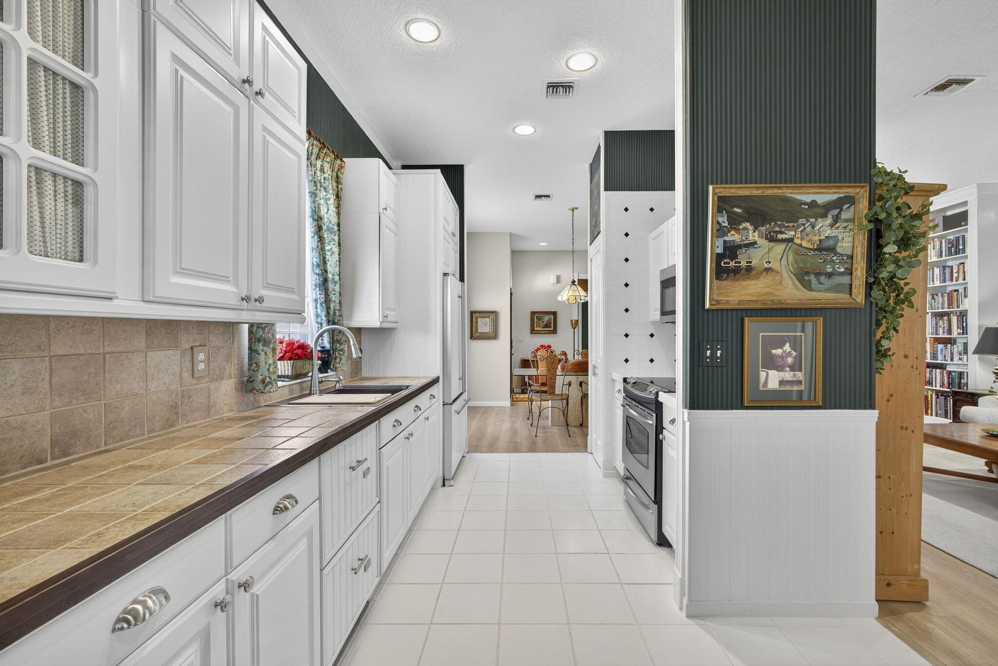 LAKEFIELD OF THE LANDINGS - Residential