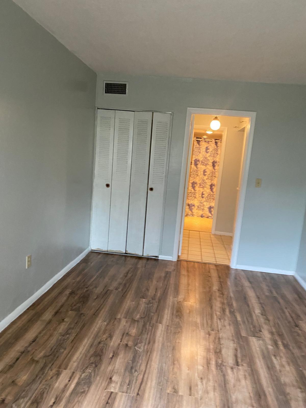OMEGA CONDO NO 1 - Residential
