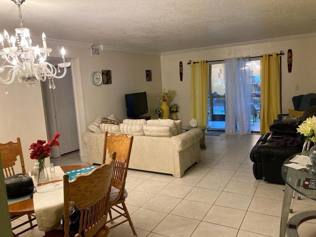 OMEGA CONDO NO 1 - Residential