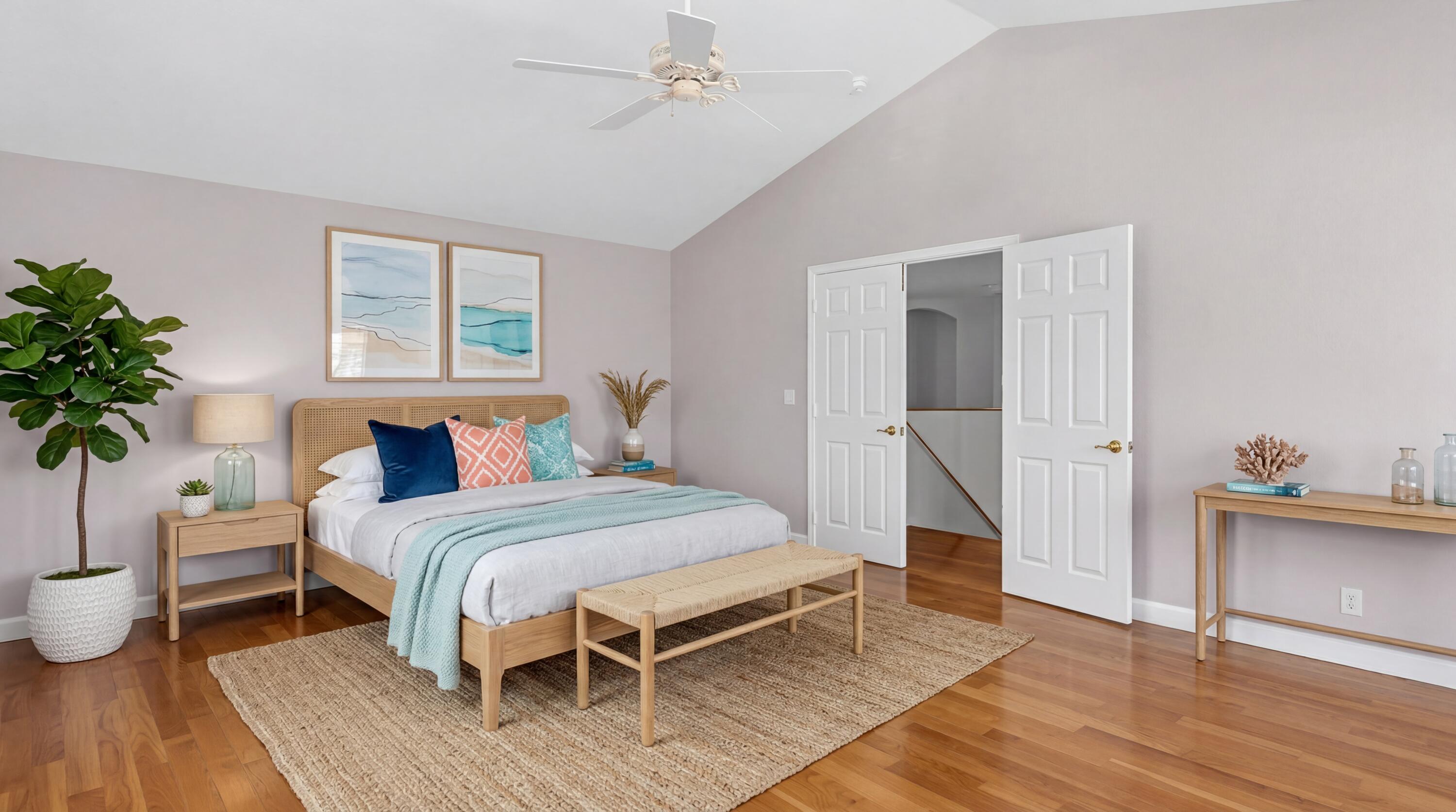 LONE PINE - Residential