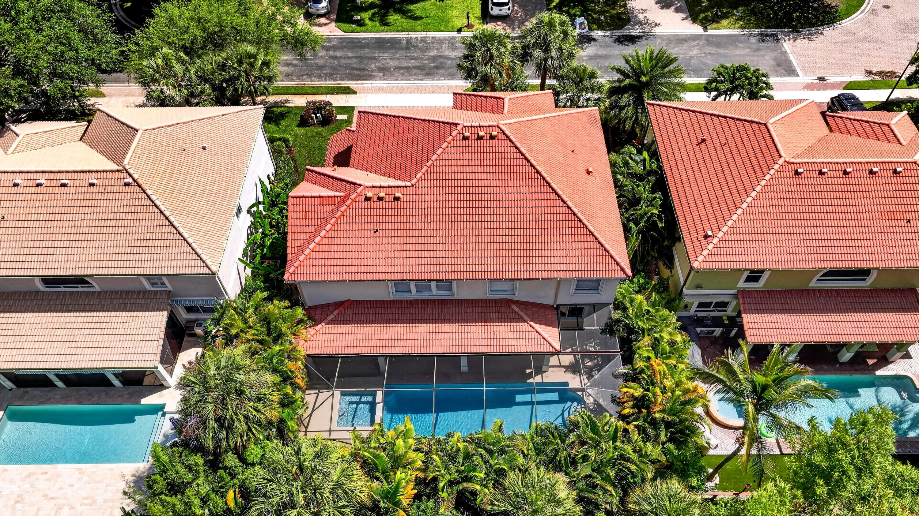 LONE PINE - Residential