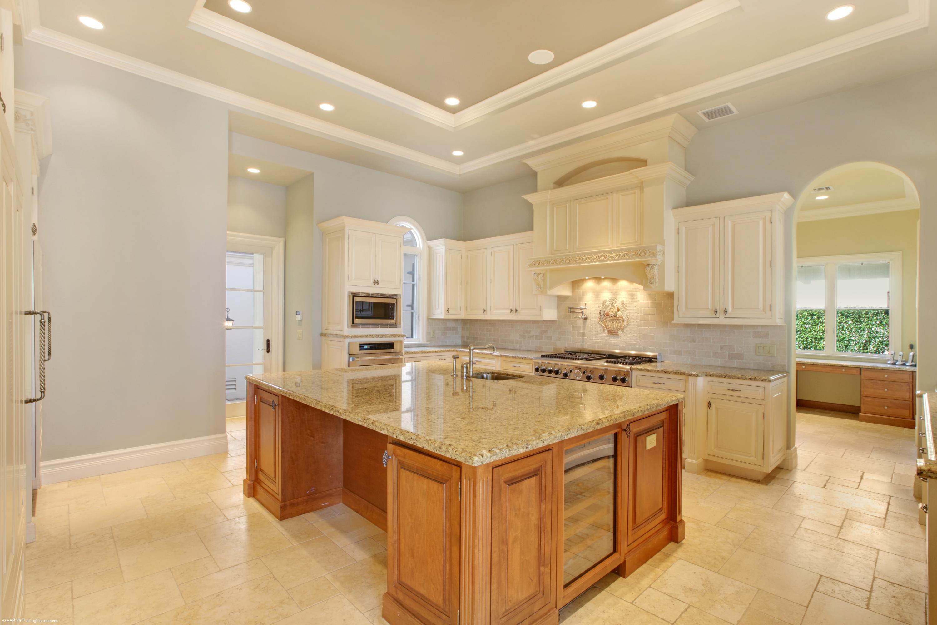 Palm Trail - Residential