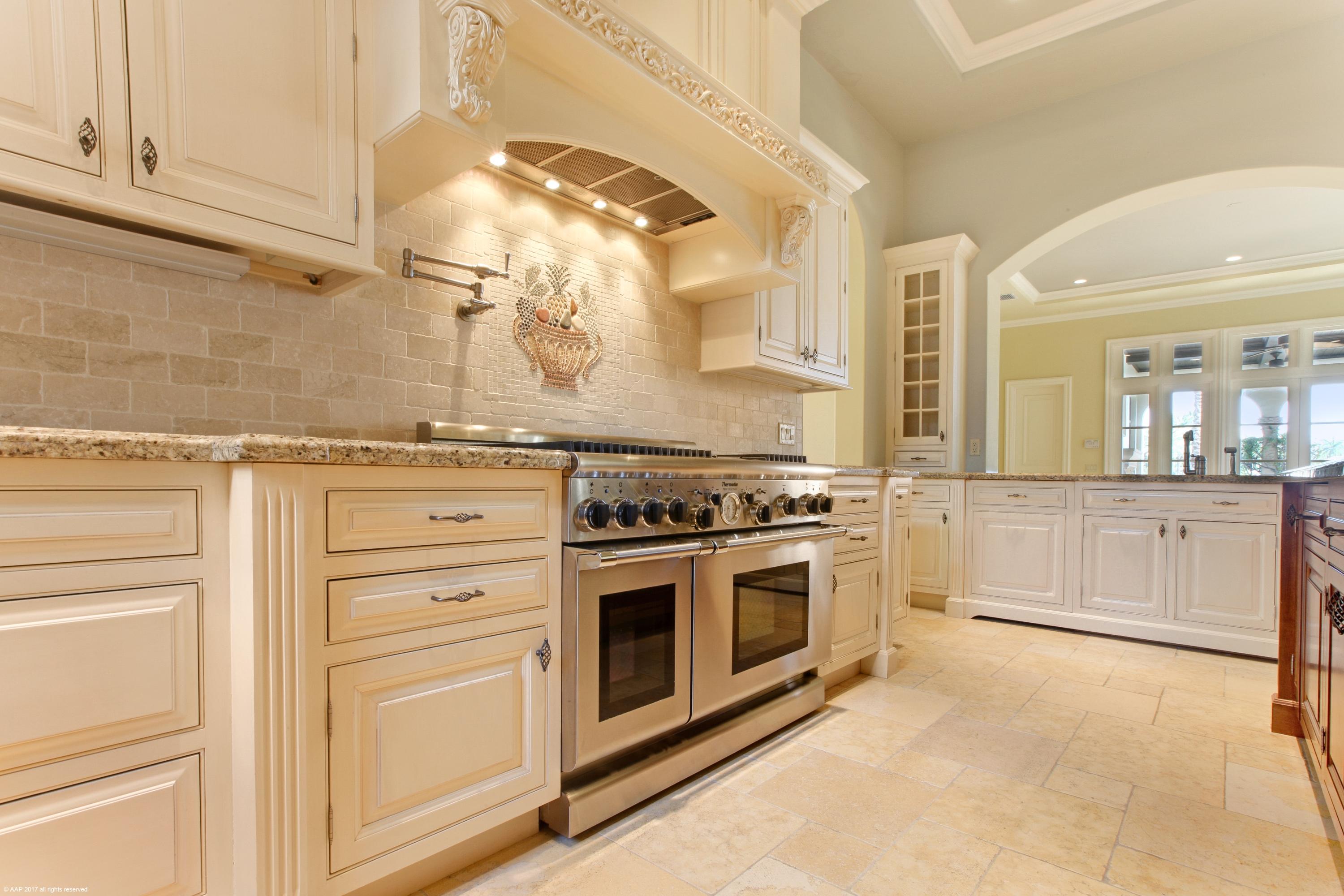 Palm Trail - Residential