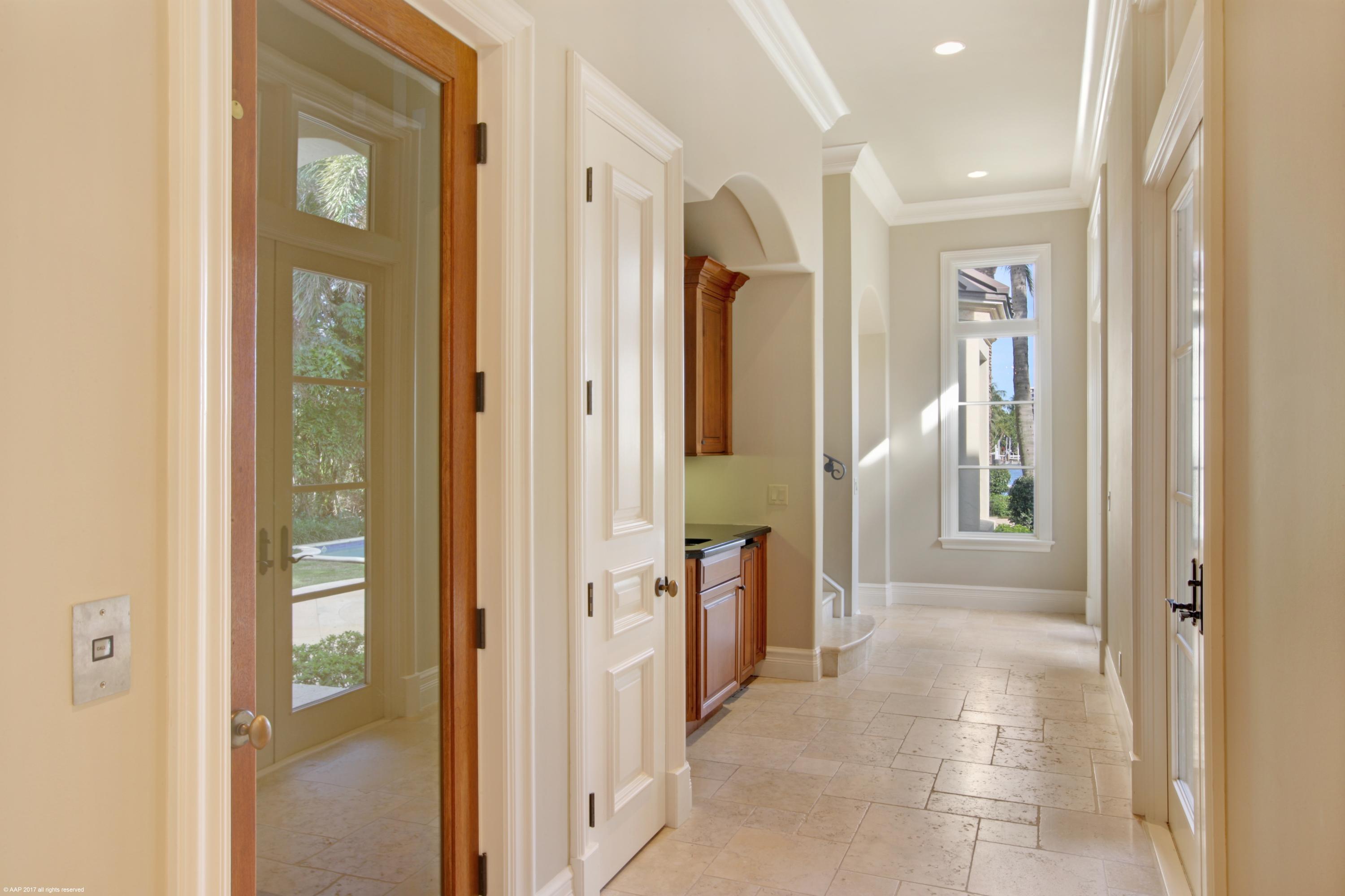 Palm Trail - Residential