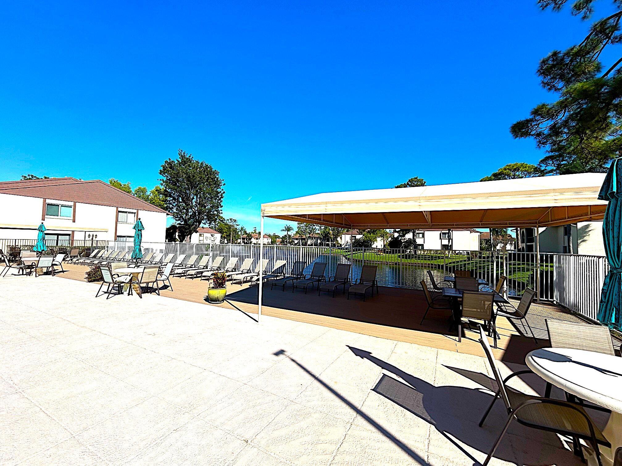 PINE RIDGE SOUTH III COND - Residential