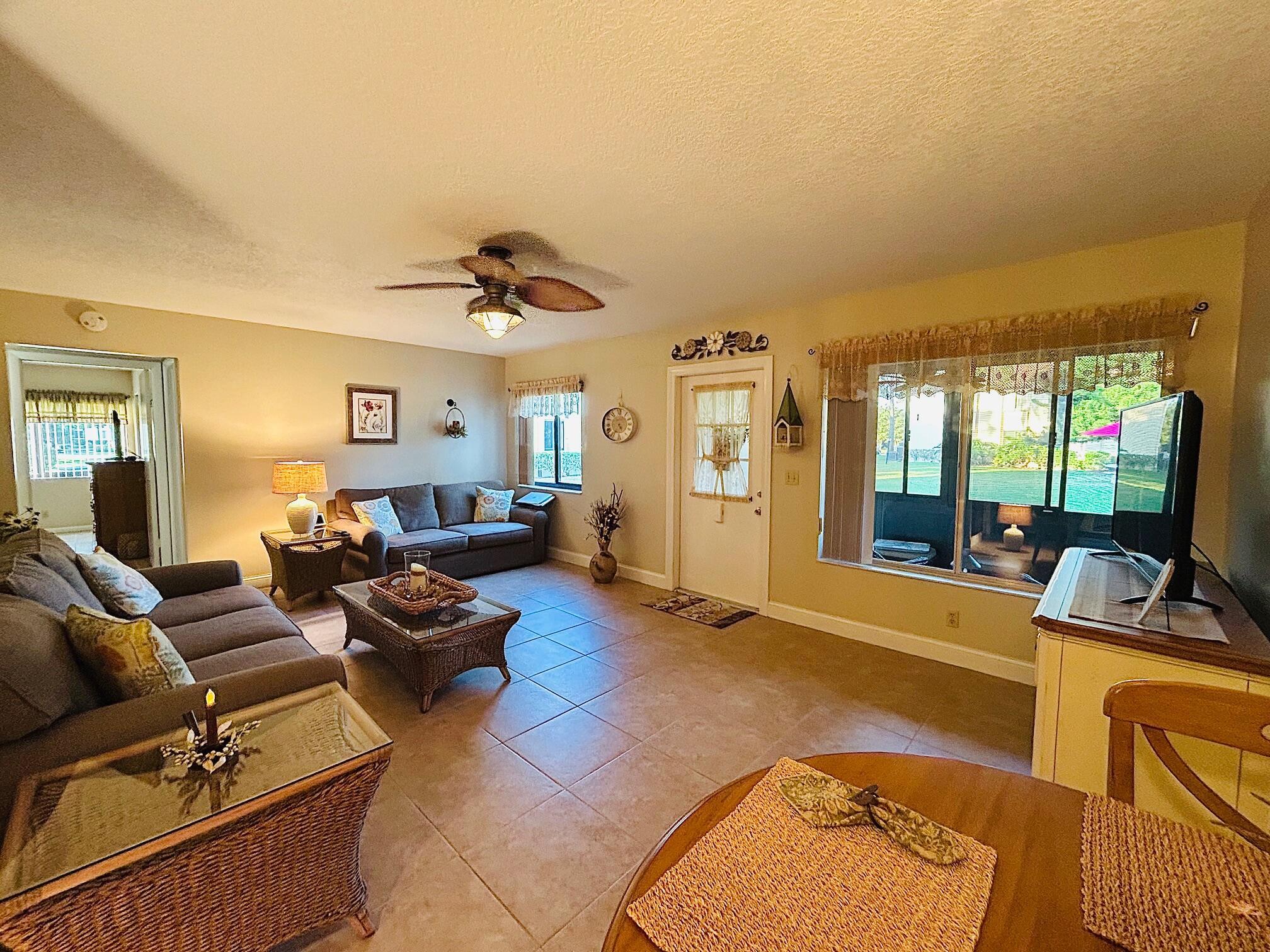 PINE RIDGE SOUTH III COND - Residential