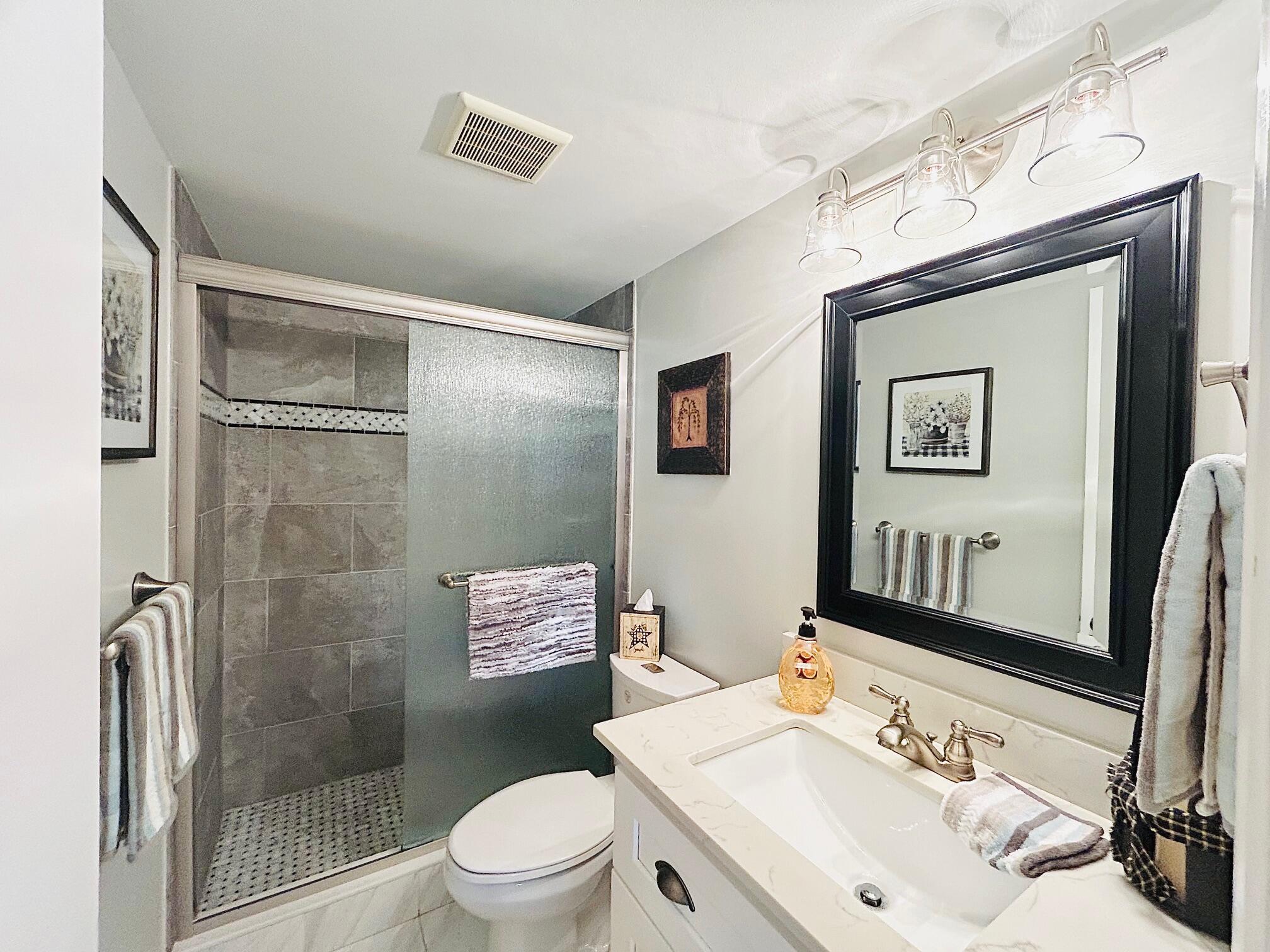 PINE RIDGE SOUTH III COND - Residential