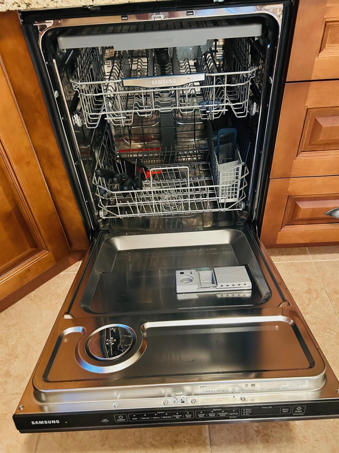 PINE RIDGE SOUTH III COND - Residential