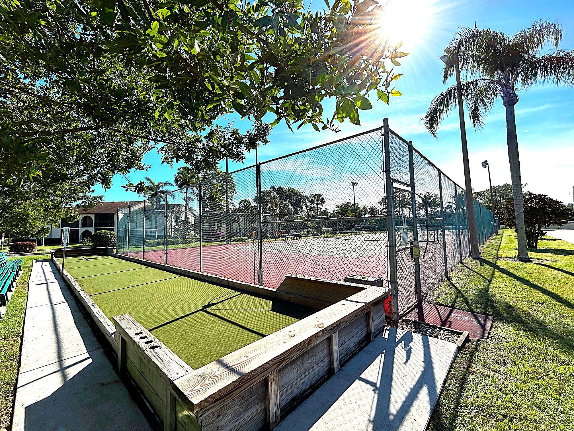 PINE RIDGE SOUTH III COND - Residential