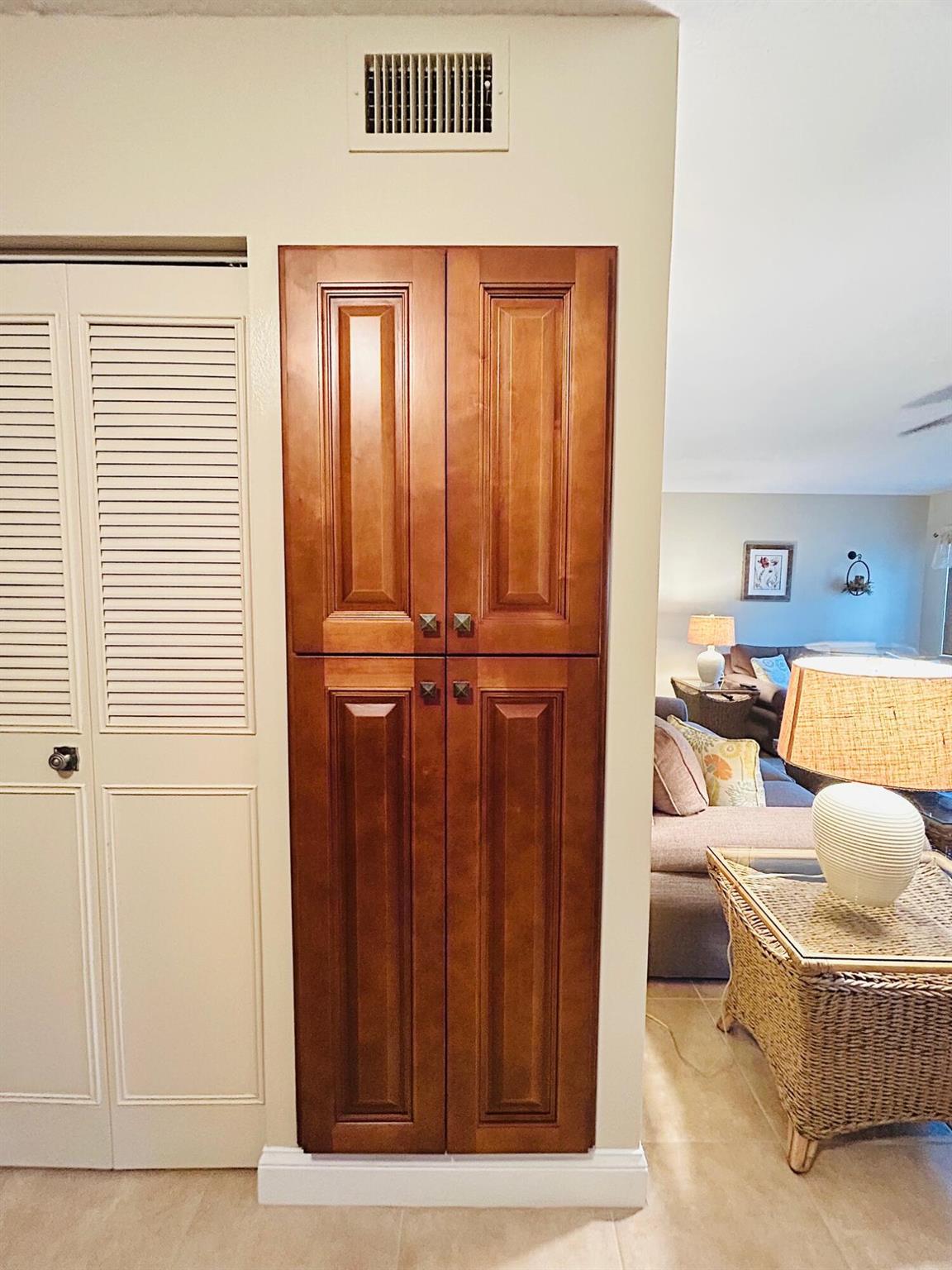 PINE RIDGE SOUTH III COND - Residential