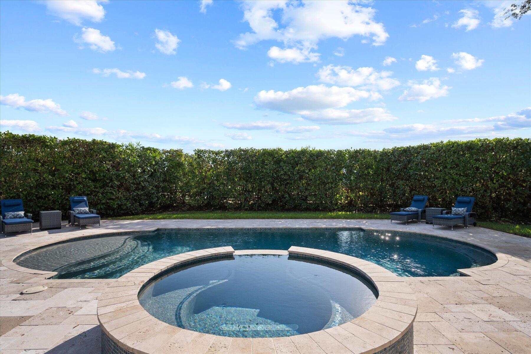 SADDLE TRAIL PARK OF WELL - Residential