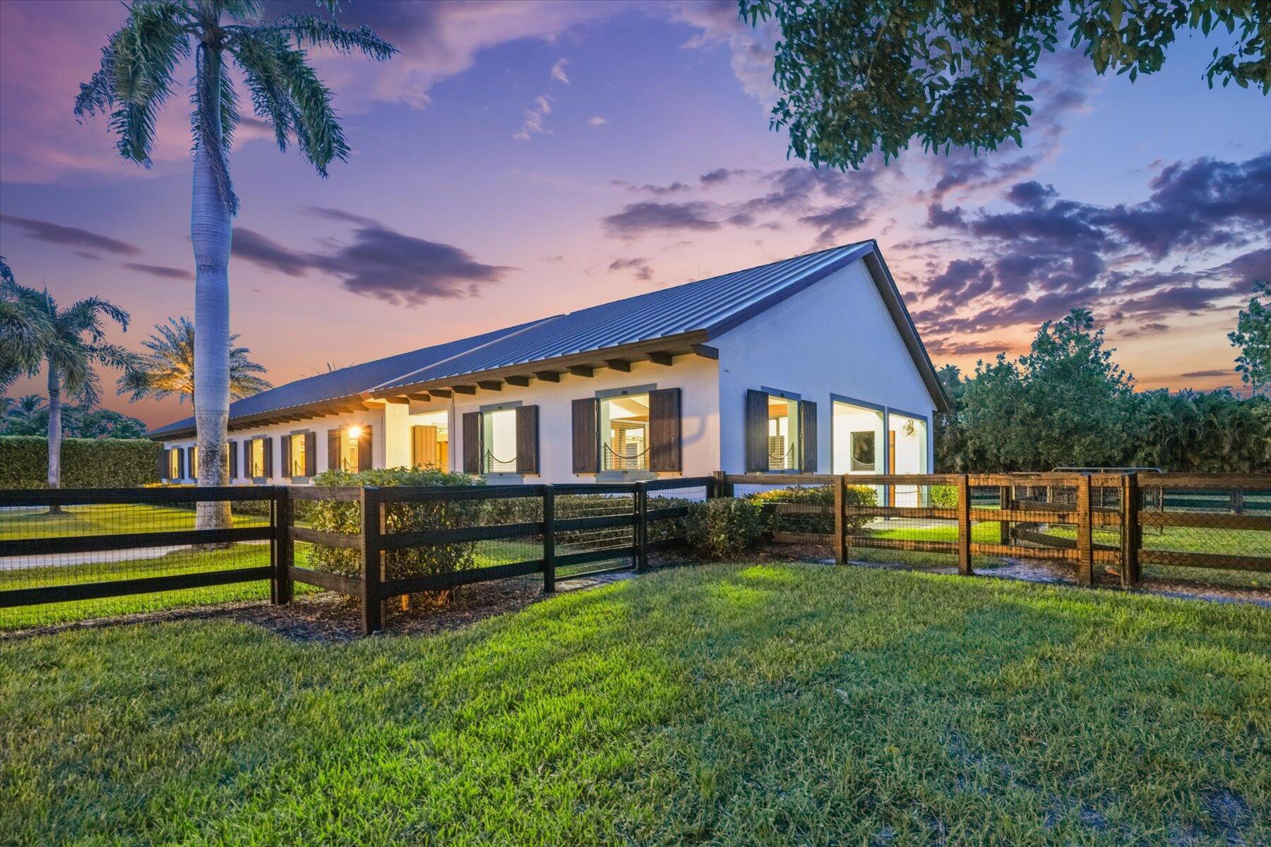 SADDLE TRAIL PARK OF WELL - Residential