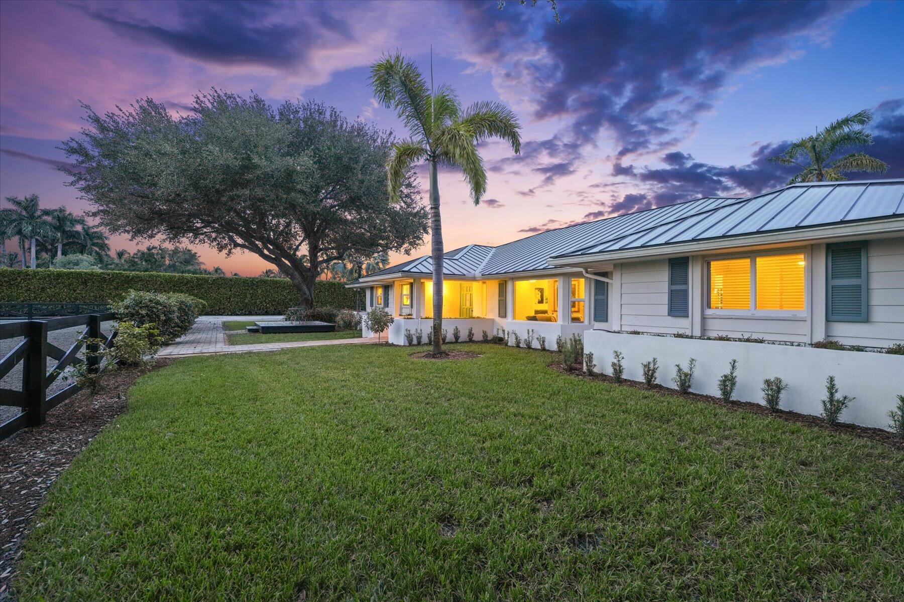 SADDLE TRAIL PARK OF WELL - Residential