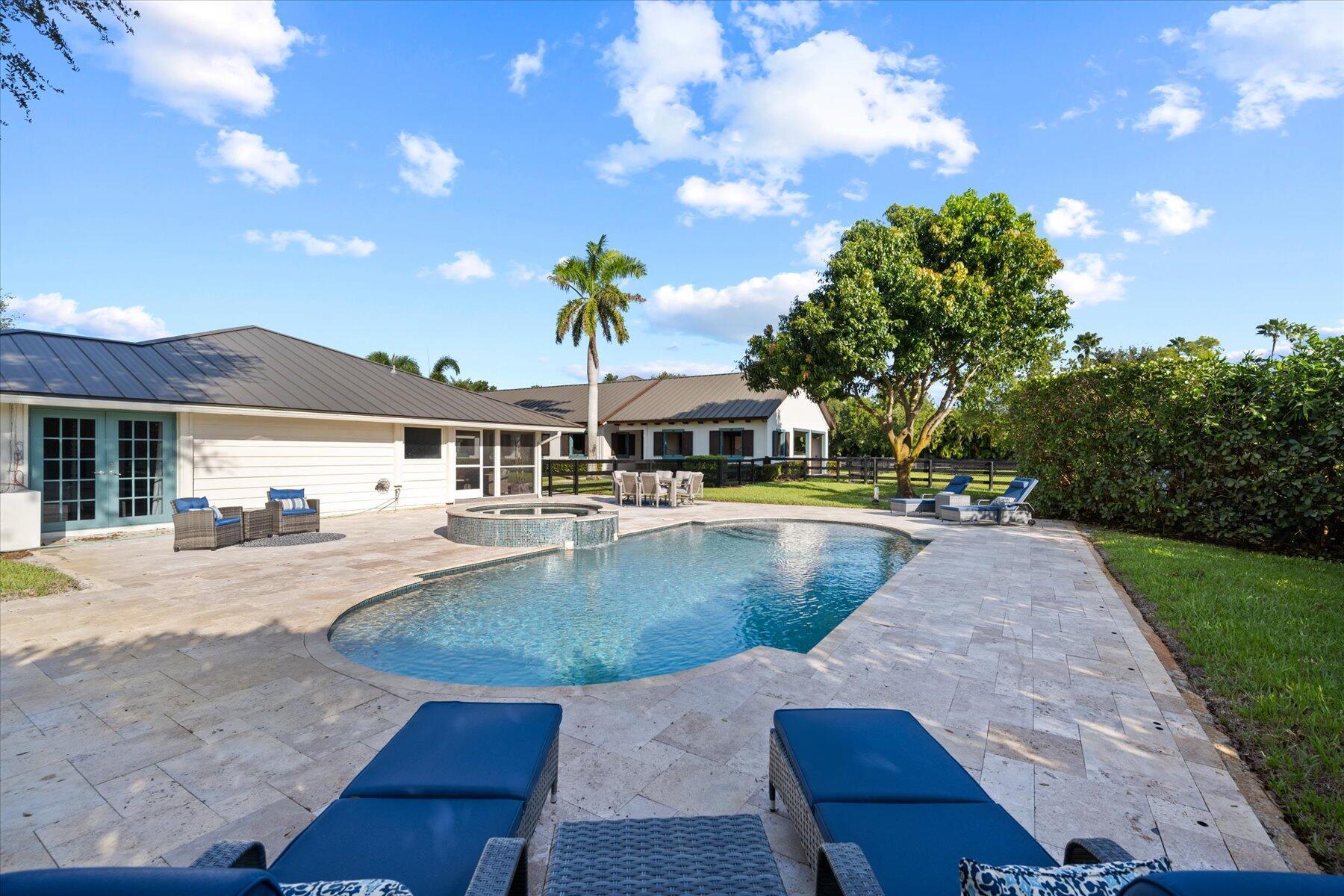 SADDLE TRAIL PARK OF WELL - Residential