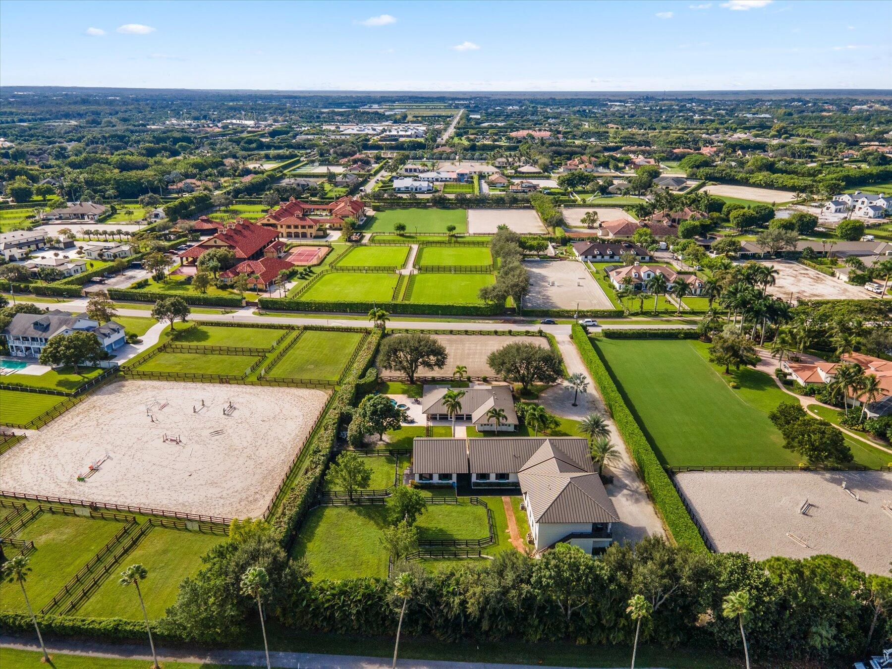 SADDLE TRAIL PARK OF WELL - Residential