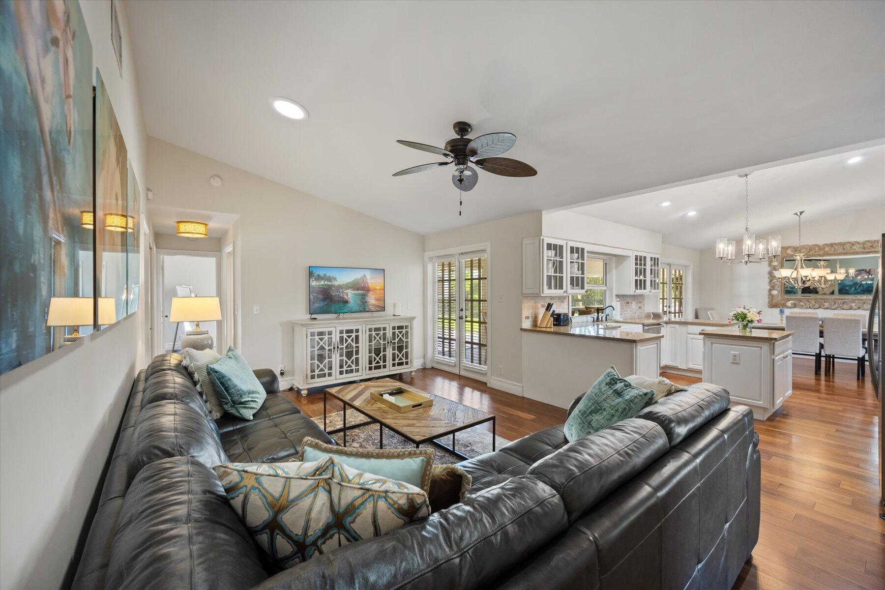 SADDLE TRAIL PARK OF WELL - Residential